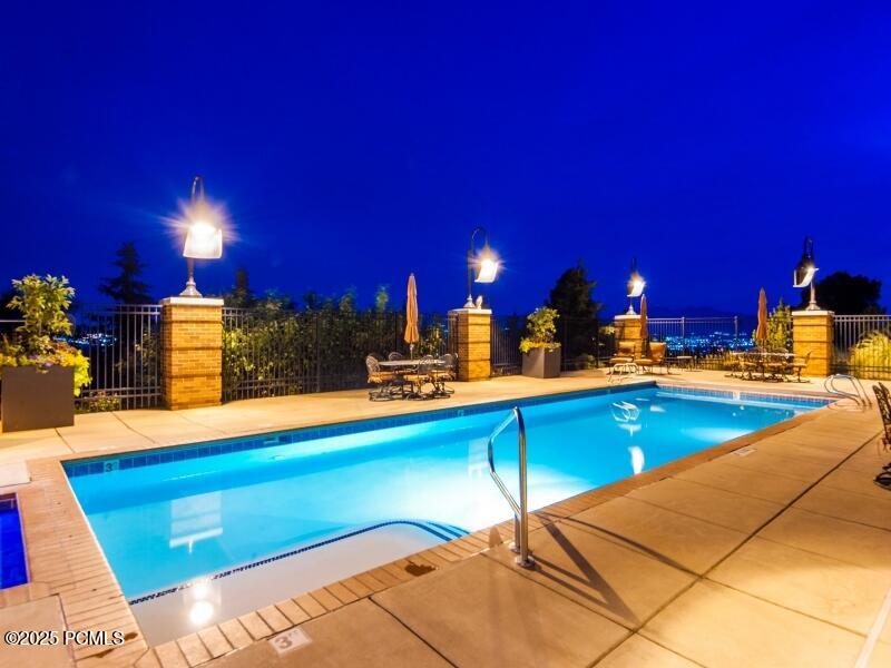 Salt Lake City, Utah 84103, United States, 3 Bedrooms Bedrooms, ,3 BathroomsBathrooms,Residential,Active,204342