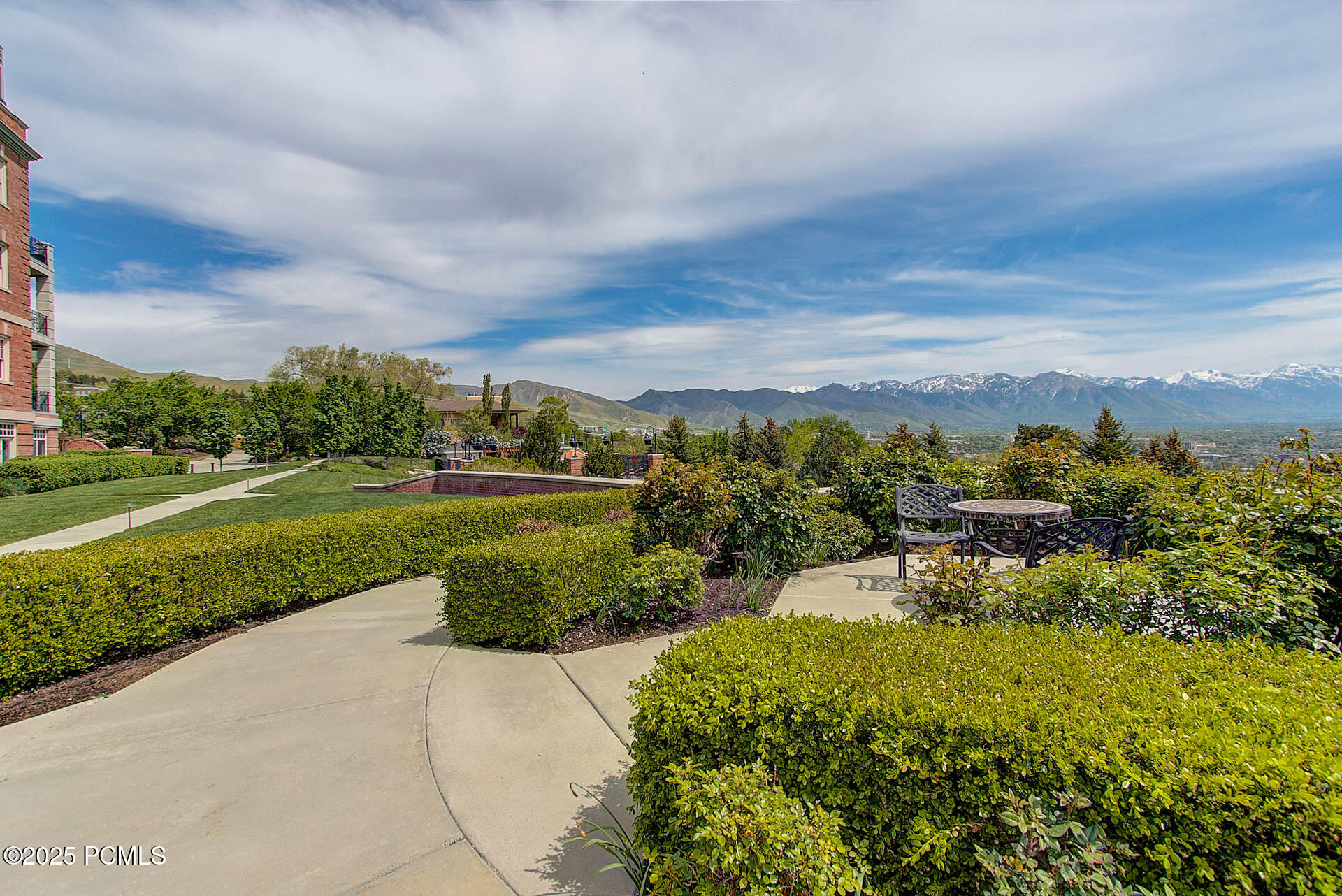 Salt Lake City, Utah 84103, United States, 3 Bedrooms Bedrooms, ,3 BathroomsBathrooms,Residential,Active,204342