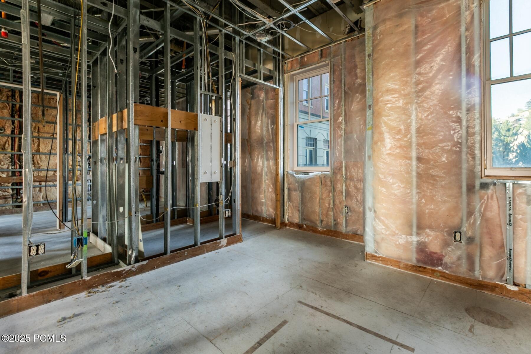 Salt Lake City, Utah 84103, United States, 3 Bedrooms Bedrooms, ,3 BathroomsBathrooms,Residential,Active,204342