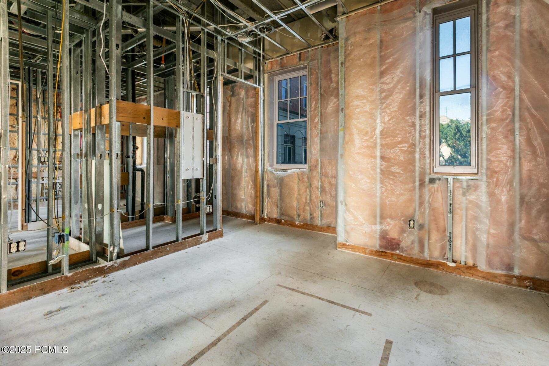 Salt Lake City, Utah 84103, United States, 3 Bedrooms Bedrooms, ,3 BathroomsBathrooms,Residential,Active,204342