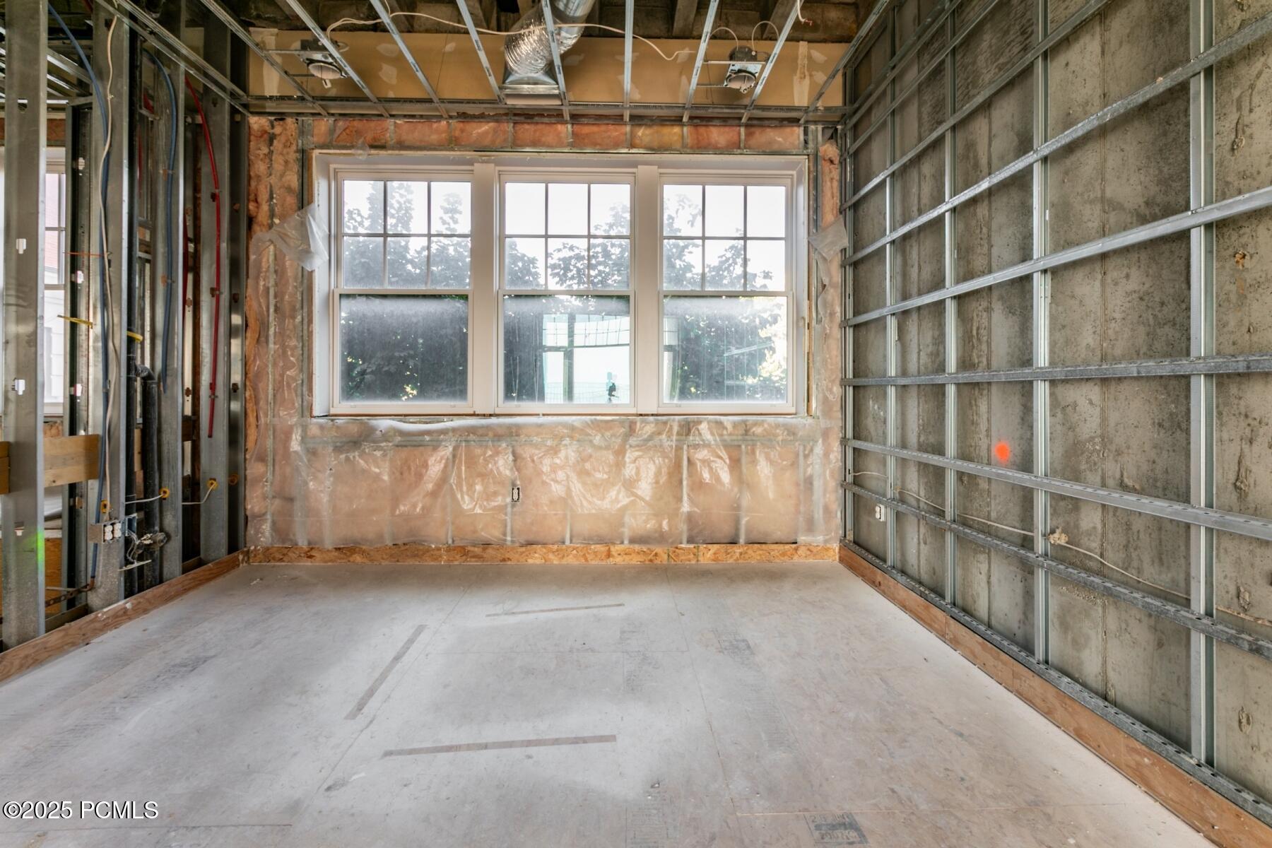 Salt Lake City, Utah 84103, United States, 3 Bedrooms Bedrooms, ,3 BathroomsBathrooms,Residential,Active,204342