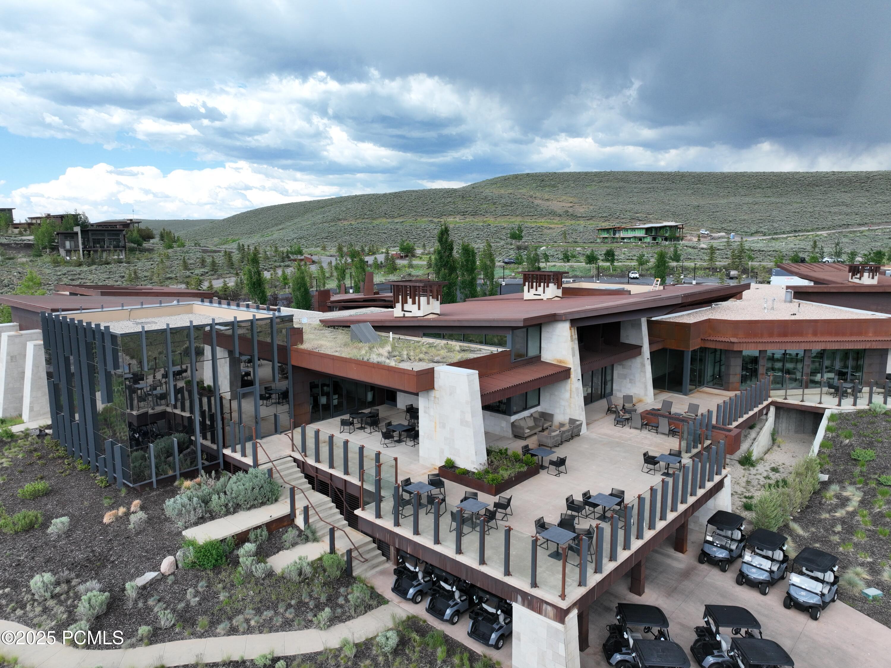 Park City, Utah 84098, United States, 5 Bedrooms Bedrooms, ,7 BathroomsBathrooms,Residential,Active,197235