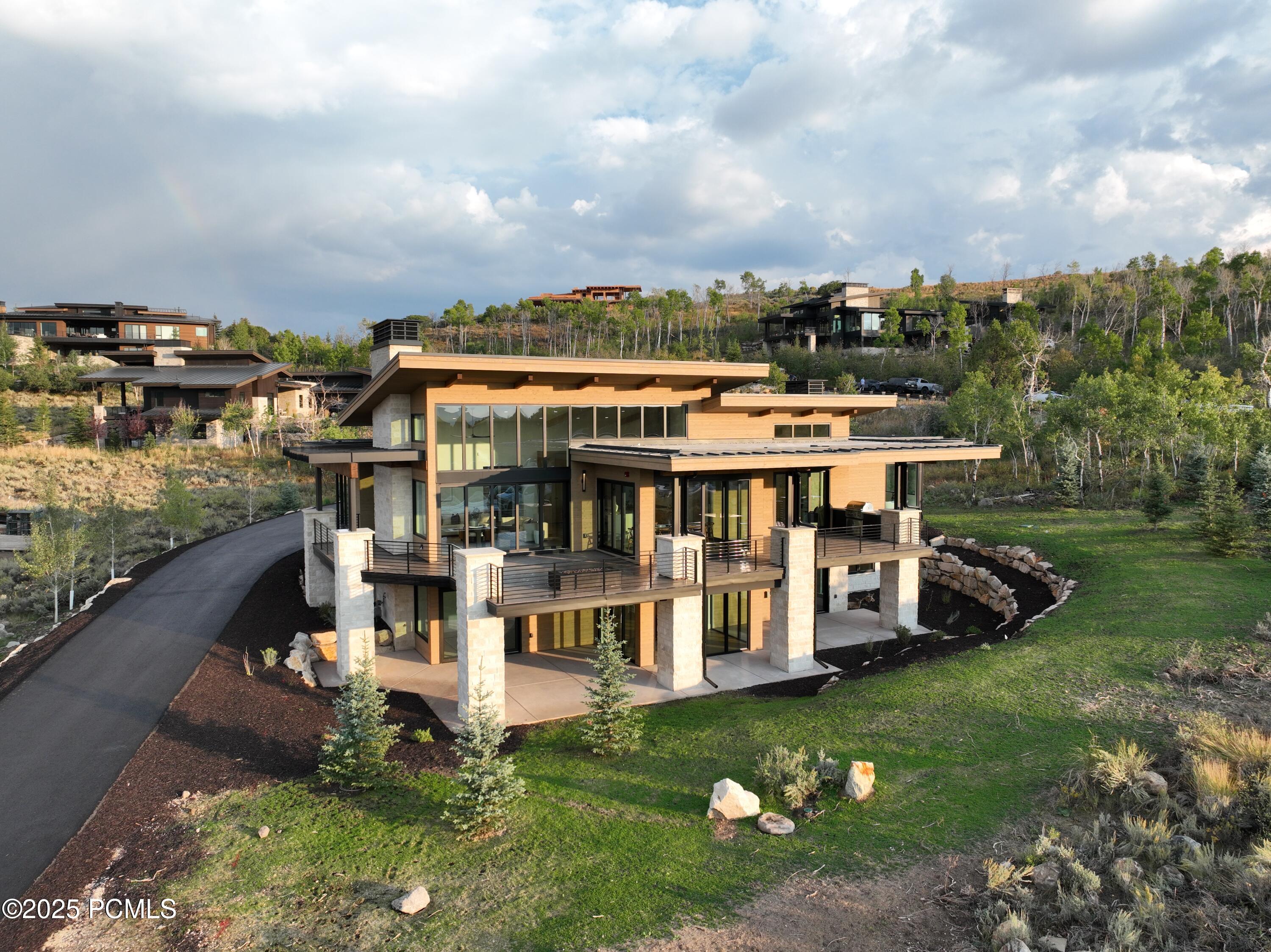 Park City, Utah 84098, United States, 5 Bedrooms Bedrooms, ,7 BathroomsBathrooms,Residential,Active,197235