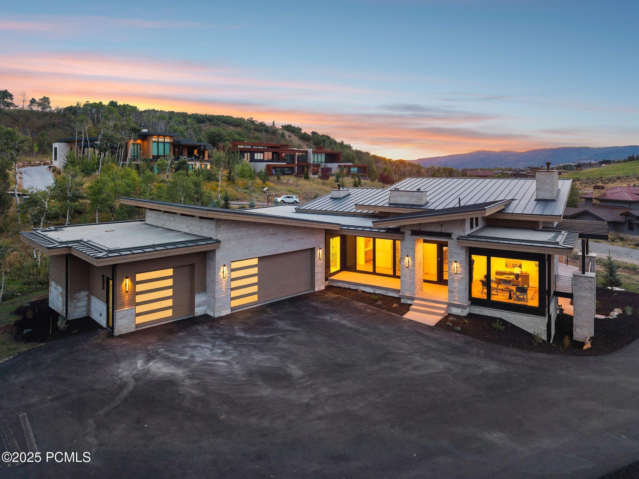 Park City, Utah 84098, United States, 5 Bedrooms Bedrooms, ,7 BathroomsBathrooms,Residential,Active,197235