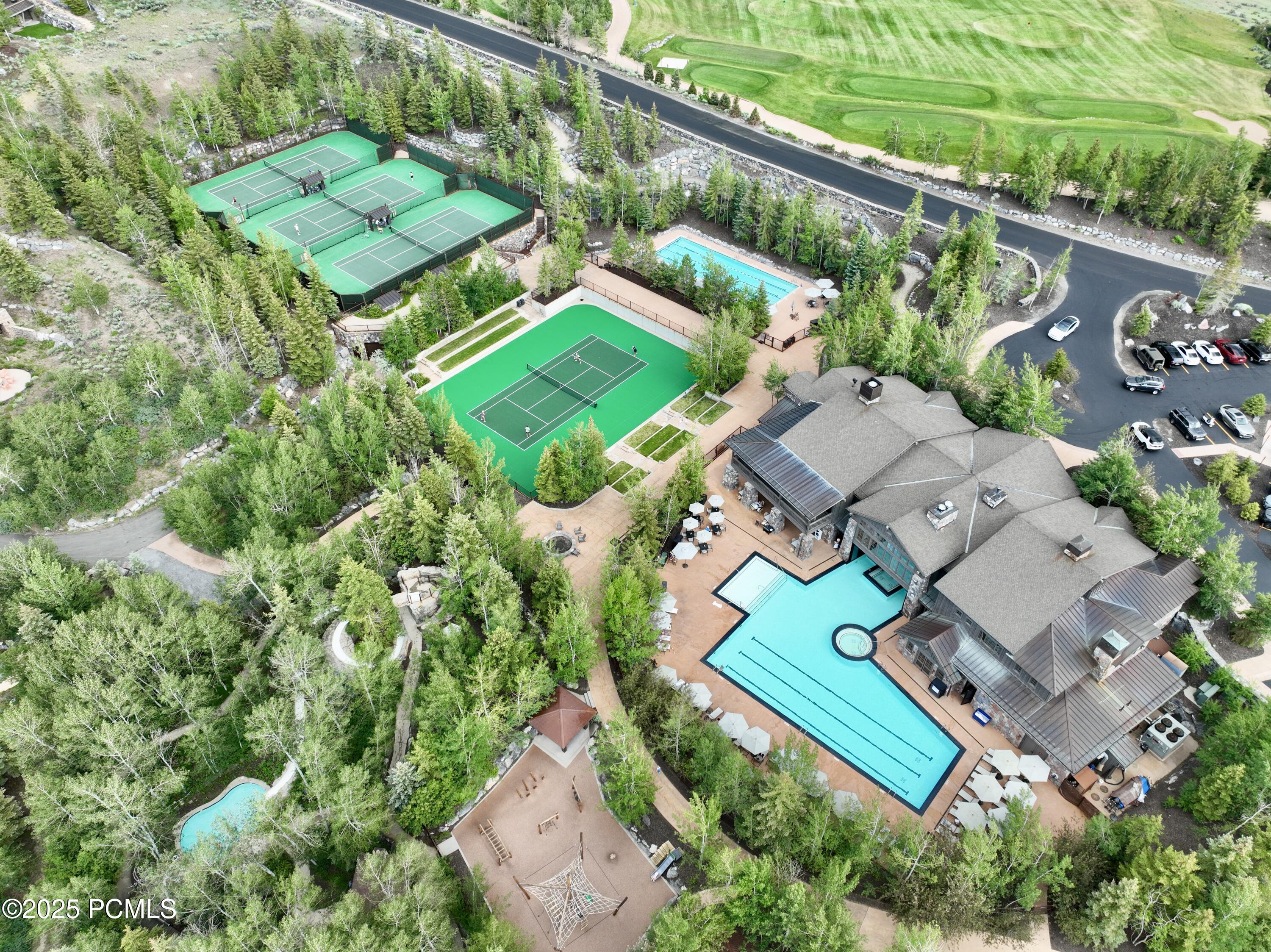 Park City, Utah 84098, United States, 5 Bedrooms Bedrooms, ,7 BathroomsBathrooms,Residential,Active,197235