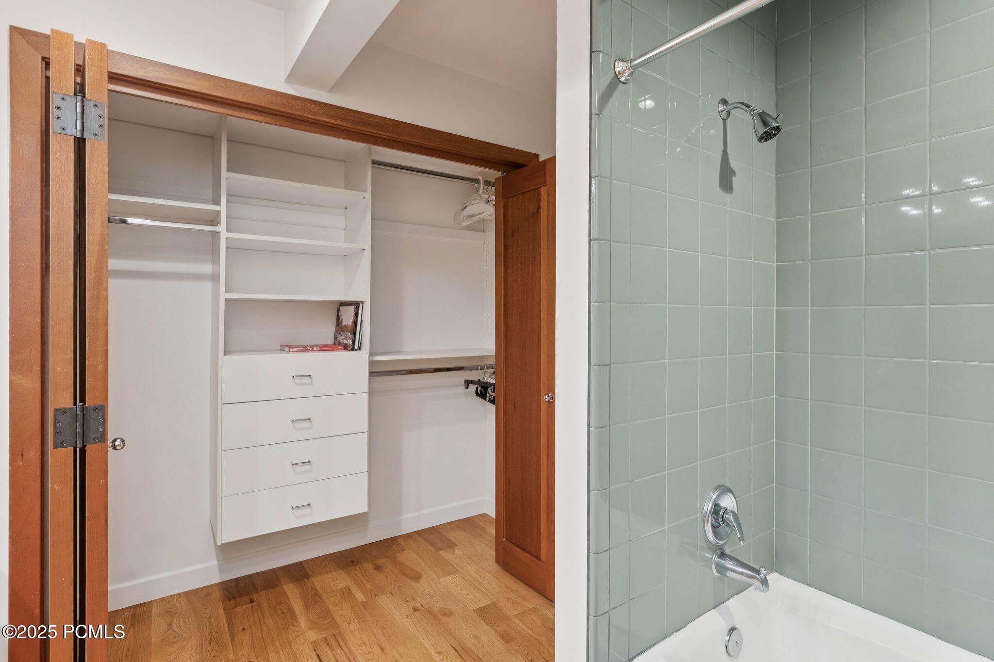 Park City, Utah 84060, United States, 4 Bedrooms Bedrooms, ,3 BathroomsBathrooms,Residential,Active,175655