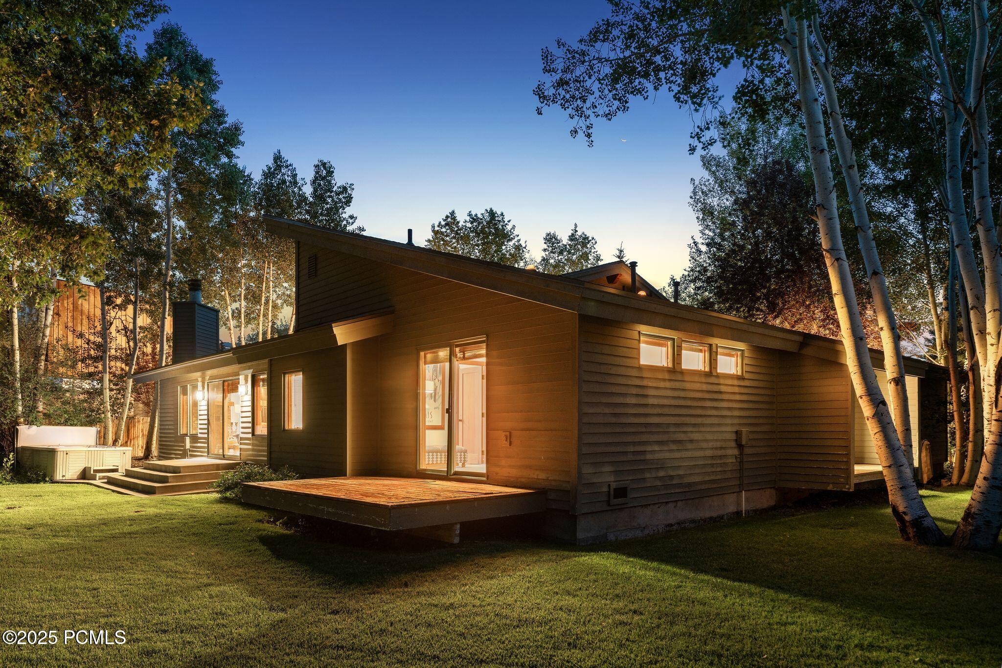 Park City, Utah 84060, United States, 4 Bedrooms Bedrooms, ,3 BathroomsBathrooms,Residential,Active,175655