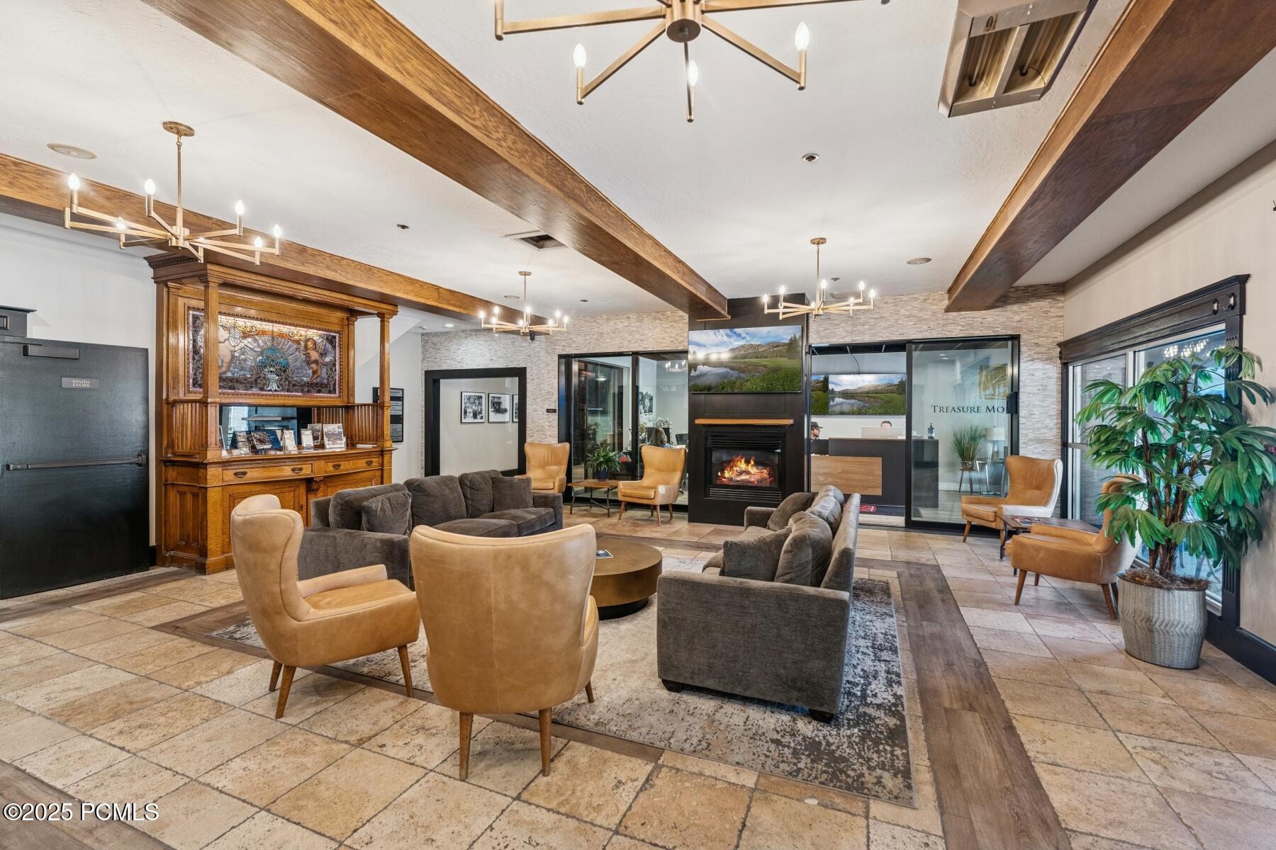 Park City, Utah 84060, United States, 2 Bedrooms Bedrooms, ,2 BathroomsBathrooms,Residential,Active,222964