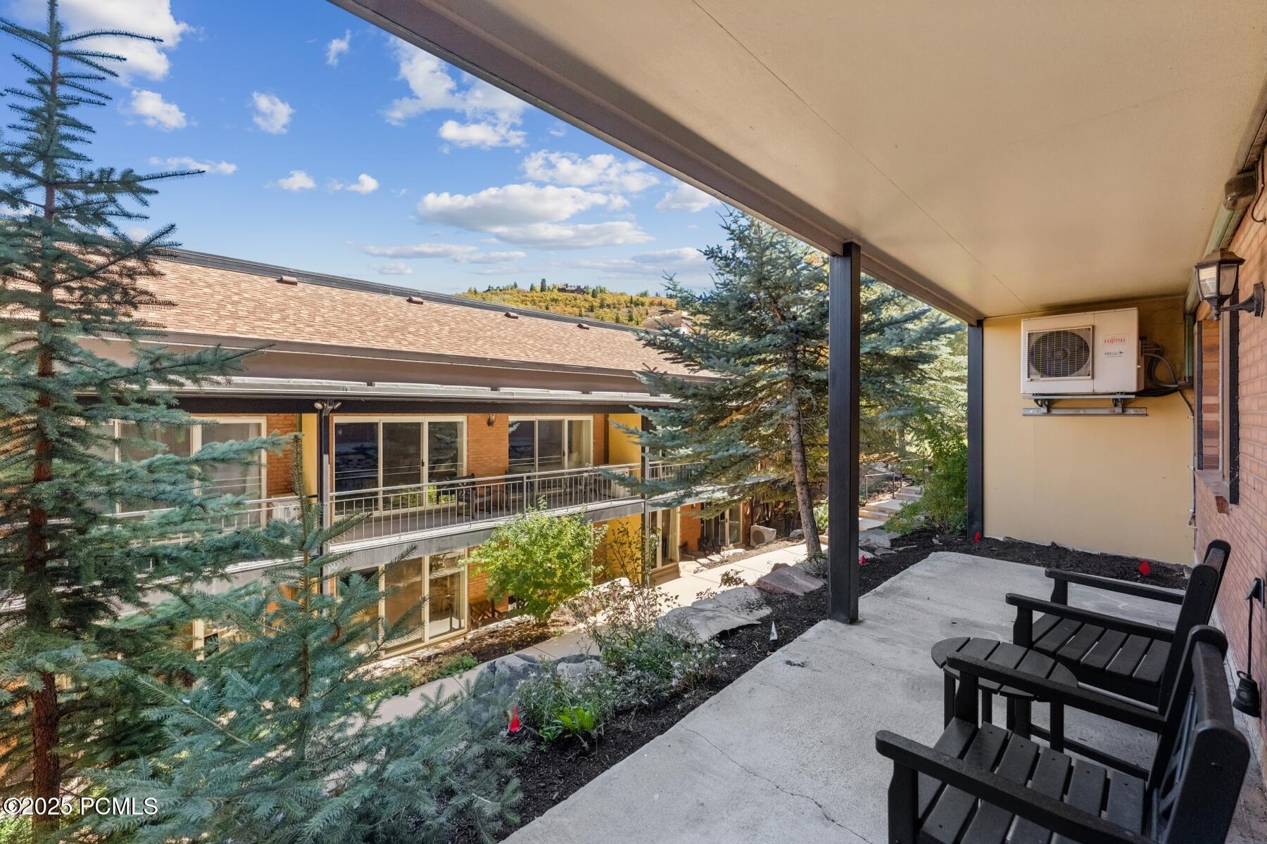 Park City, Utah 84060, United States, 2 Bedrooms Bedrooms, ,2 BathroomsBathrooms,Residential,Active,222964