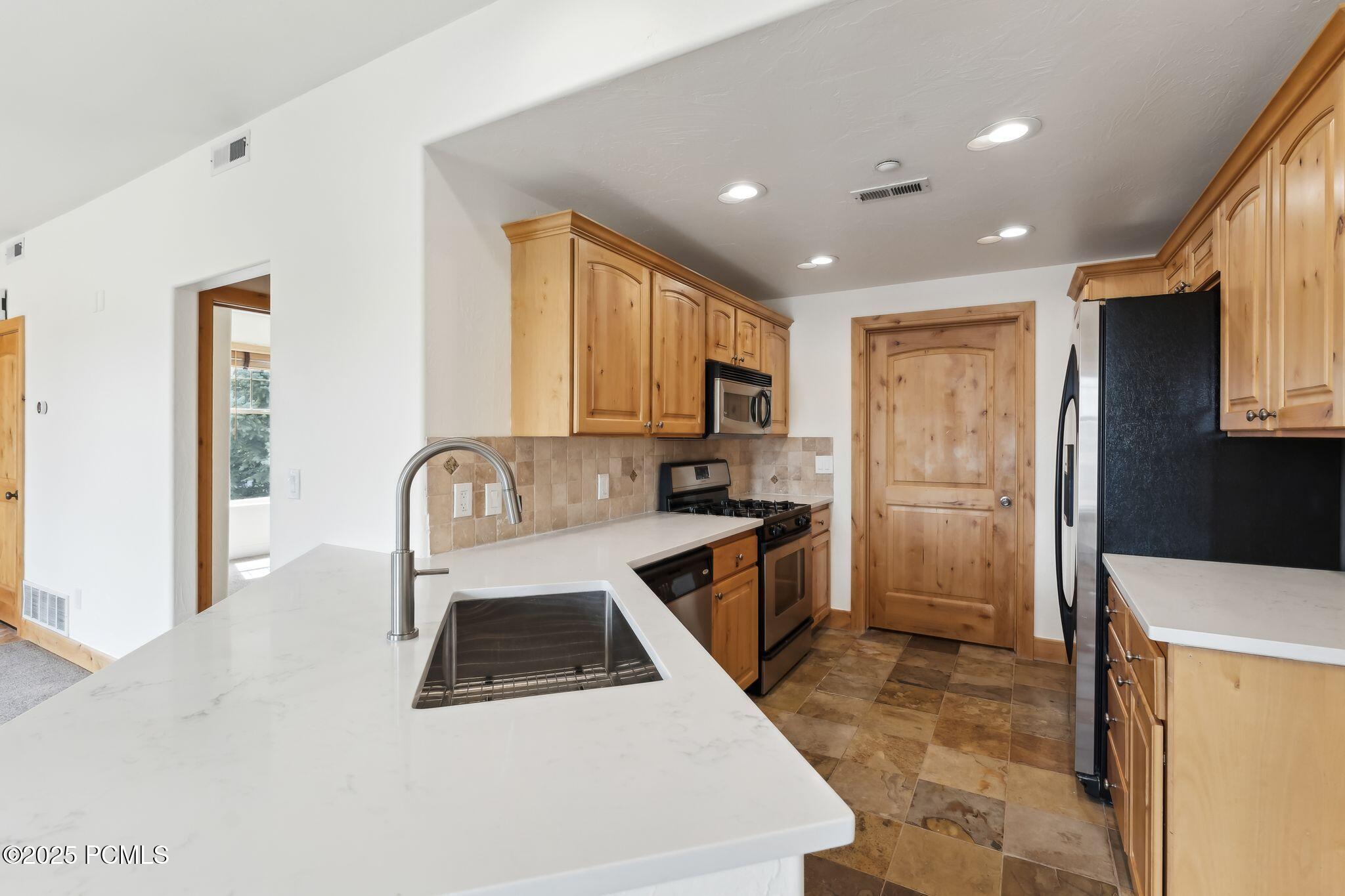 1541 Redstone Avenue #APT C, Park City, Utah image 14