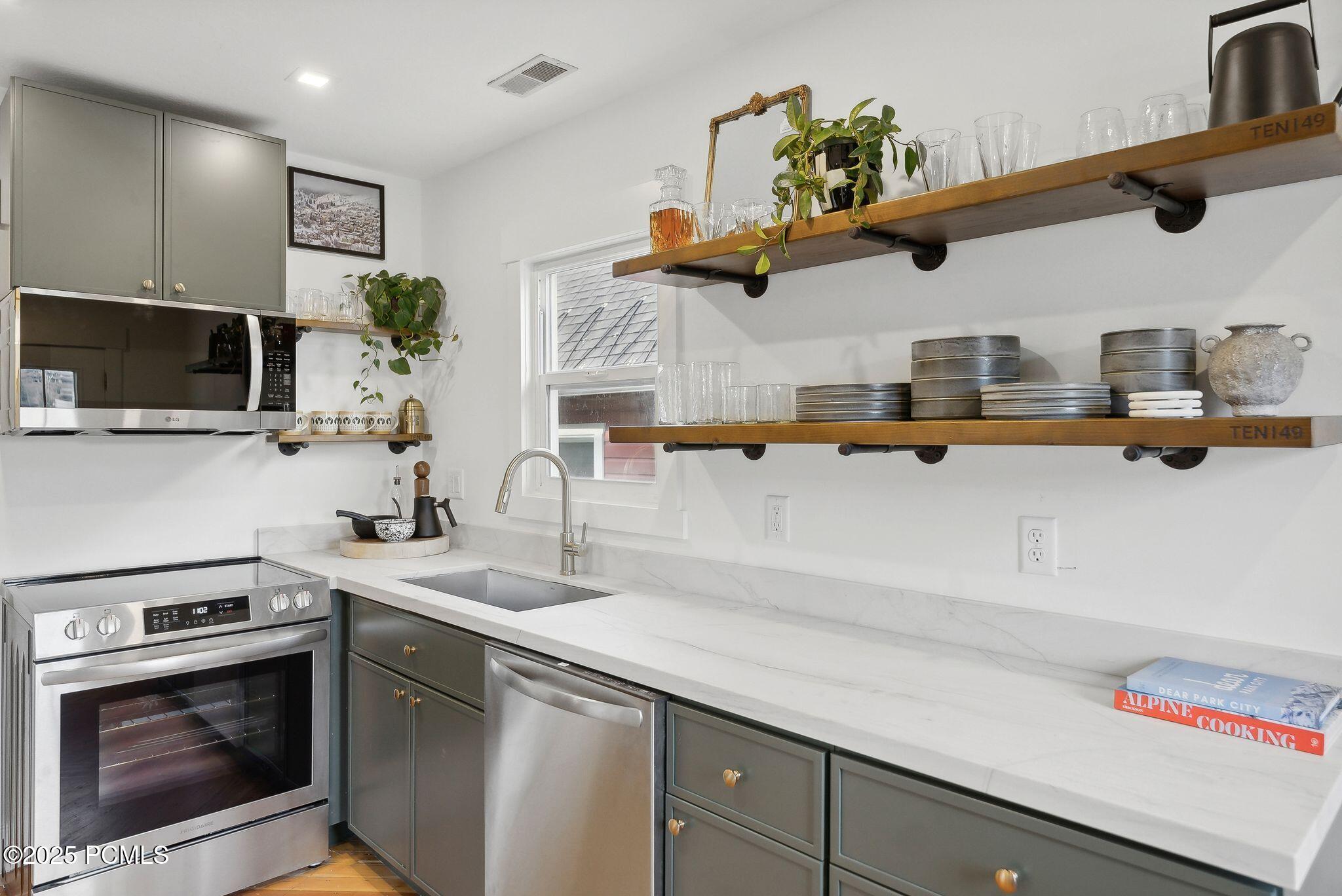 236 Woodside Avenue #11, Park City, Utah image 10