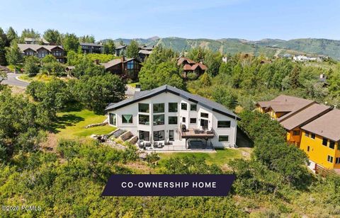 Homes For Sale - 1555 Aerie Circle<br/> Park City, UT 84060