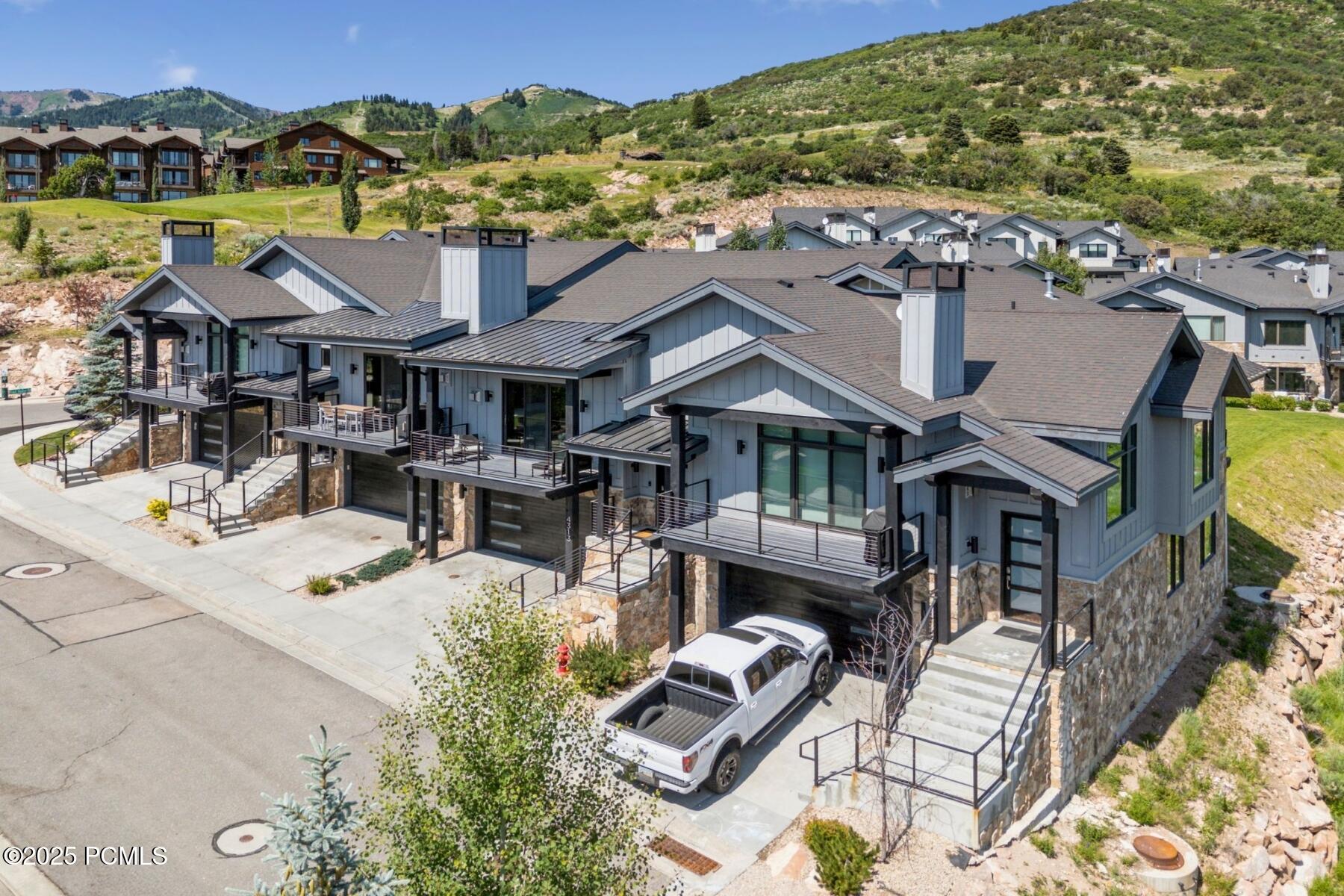 Park City, Utah 84098, United States, 4 Bedrooms Bedrooms, ,3 BathroomsBathrooms,Residential,Active,159254
