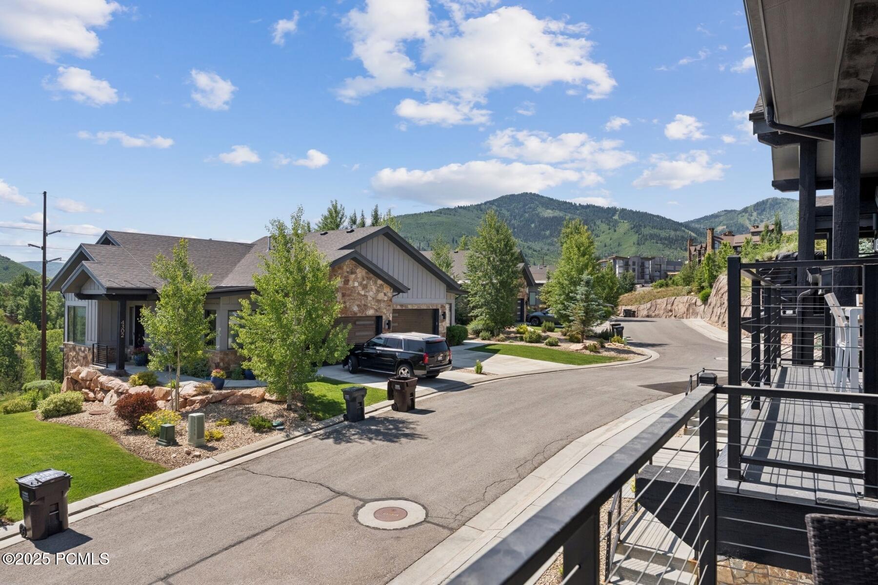 Park City, Utah 84098, United States, 4 Bedrooms Bedrooms, ,3 BathroomsBathrooms,Residential,Active,159254