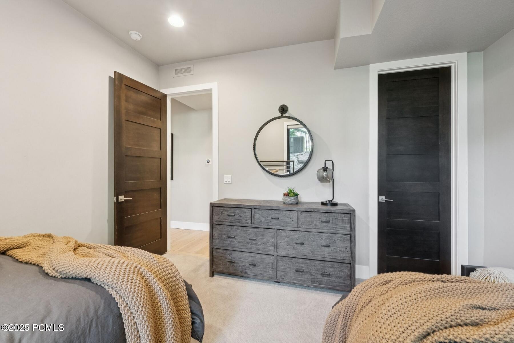 Park City, Utah 84098, United States, 4 Bedrooms Bedrooms, ,3 BathroomsBathrooms,Residential,Active,159254