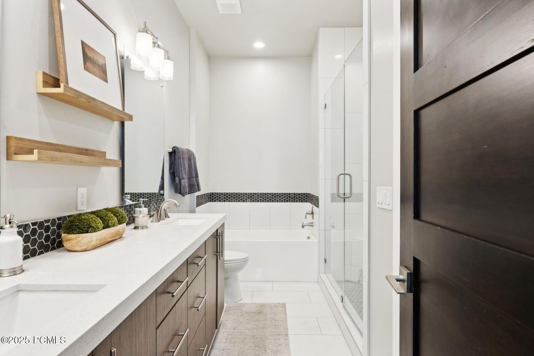 Park City, Utah 84098, United States, 4 Bedrooms Bedrooms, ,3 BathroomsBathrooms,Residential,Active,159254