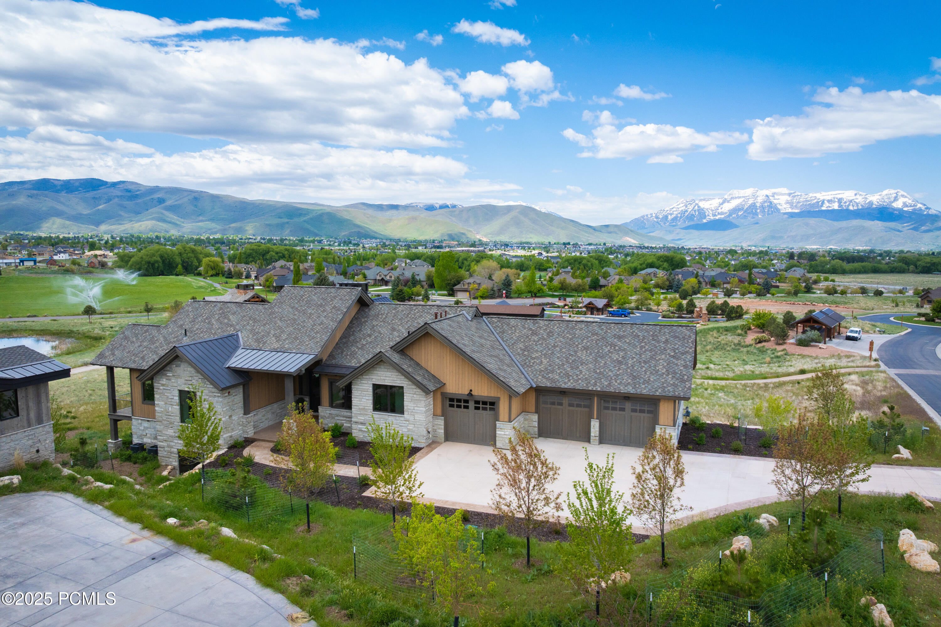 2052 E Copper Belt Drive Dr, Heber City, Utah image 2