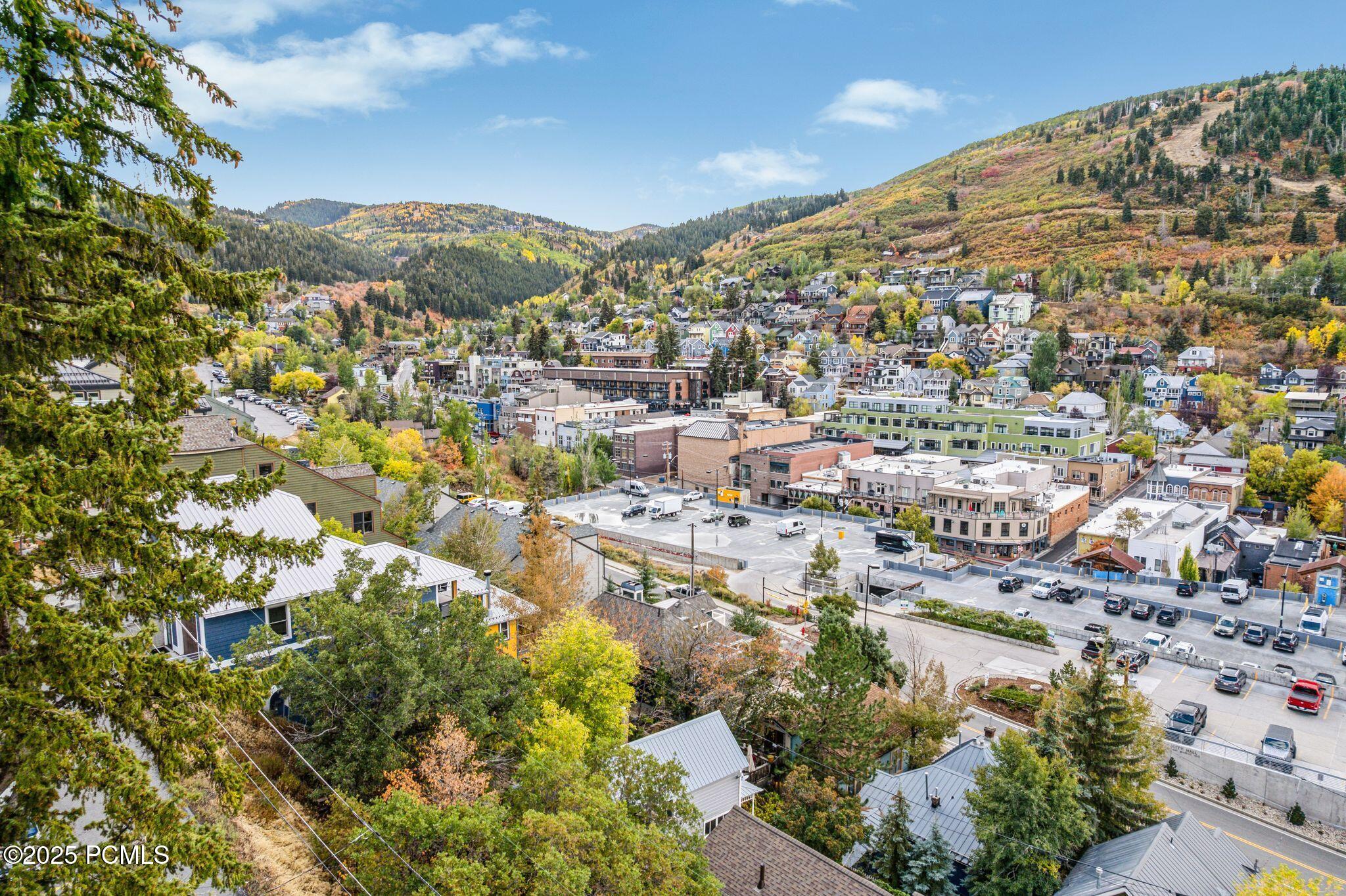 Park City, Utah 84060, United States, 2 Bedrooms Bedrooms, ,1 BathroomBathrooms,Residential,Active,237795