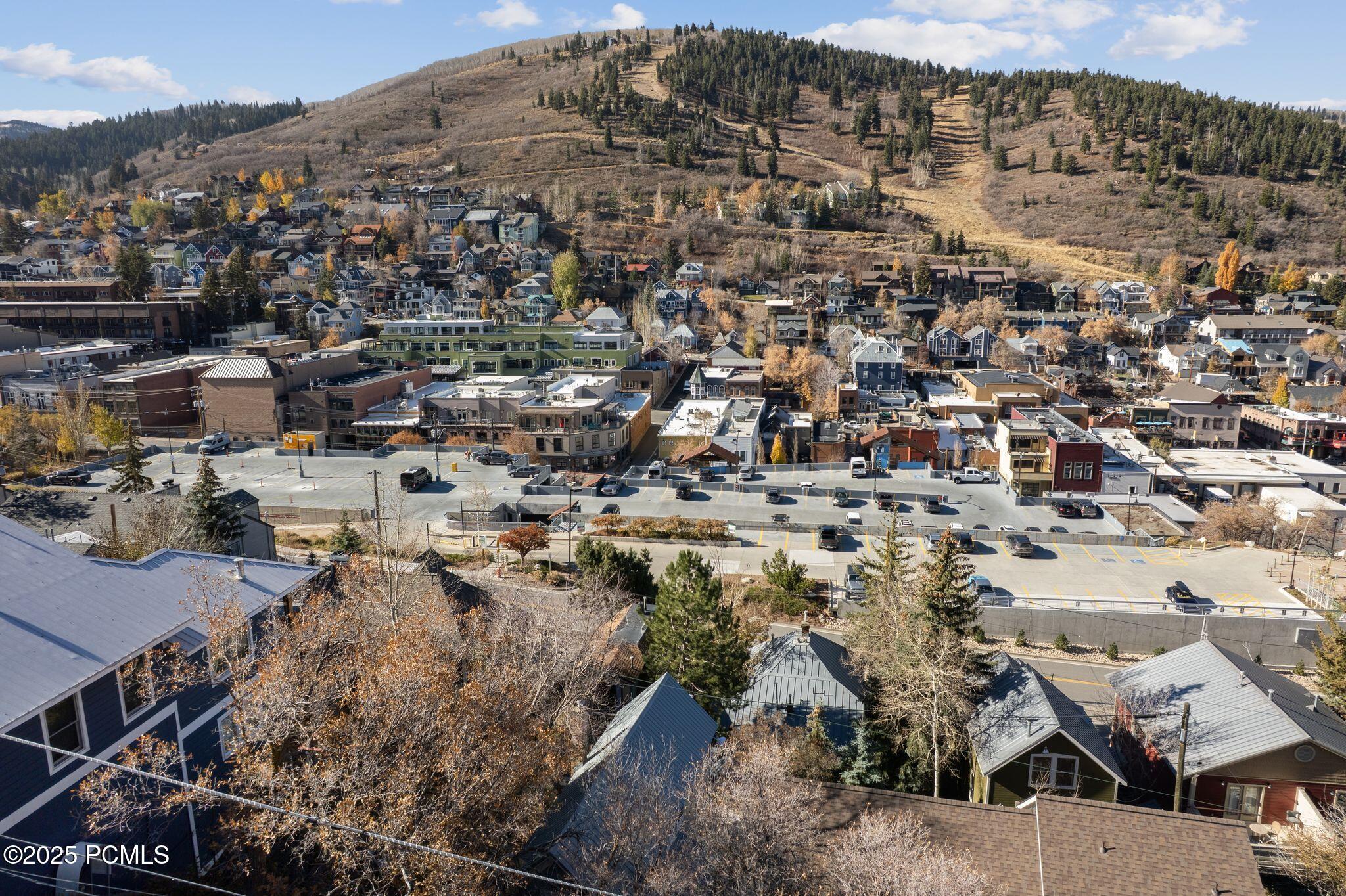Park City, Utah 84060, United States, 2 Bedrooms Bedrooms, ,1 BathroomBathrooms,Residential,Active,237795