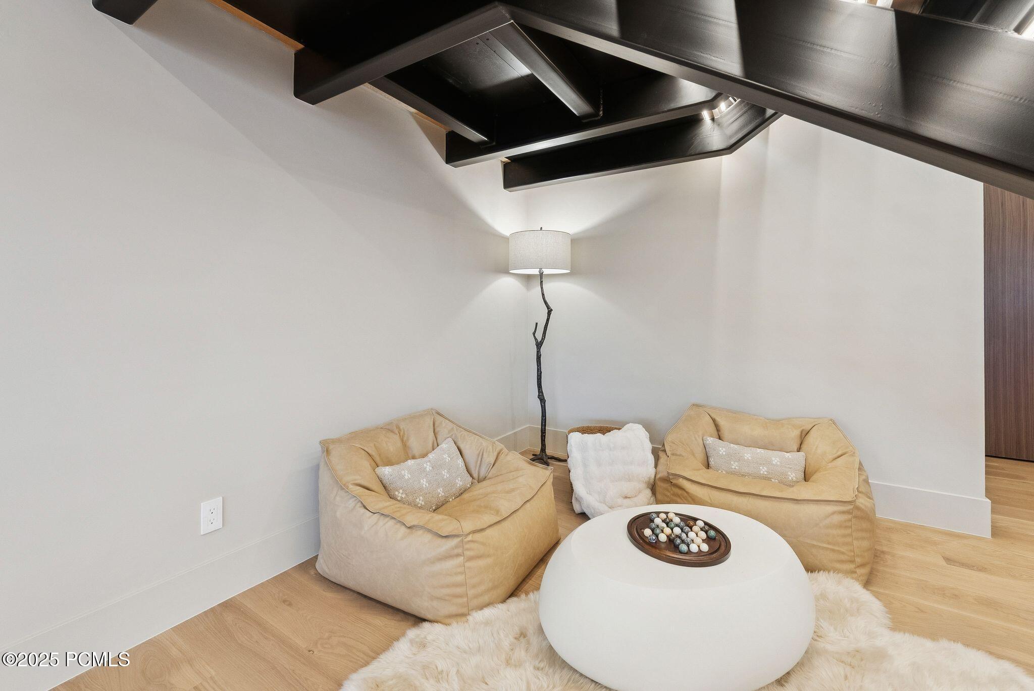 Heber City, Utah 84032, United States, 7 Bedrooms Bedrooms, ,9 BathroomsBathrooms,Residential,Active,4829