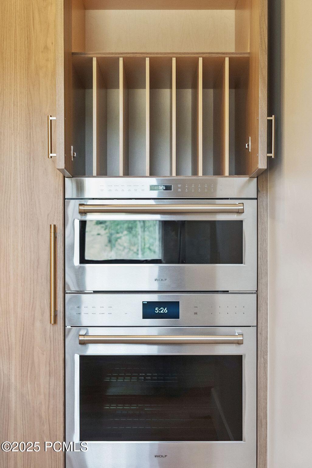 Heber City, Utah 84032, United States, 7 Bedrooms Bedrooms, ,9 BathroomsBathrooms,Residential,Active,4829