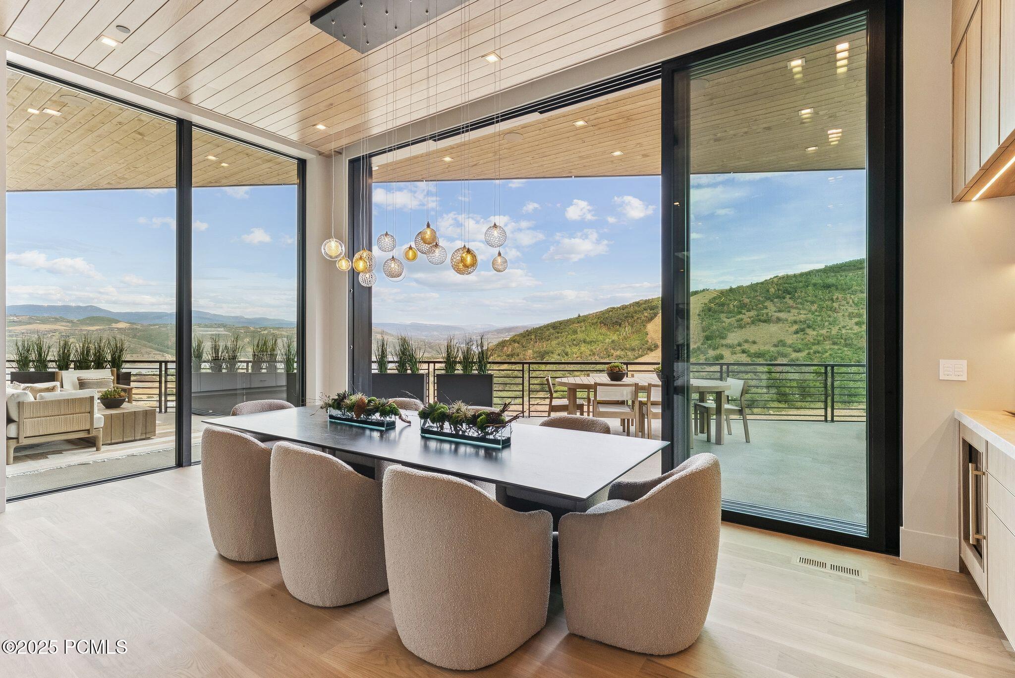 Heber City, Utah 84032, United States, 7 Bedrooms Bedrooms, ,9 BathroomsBathrooms,Residential,Active,4829