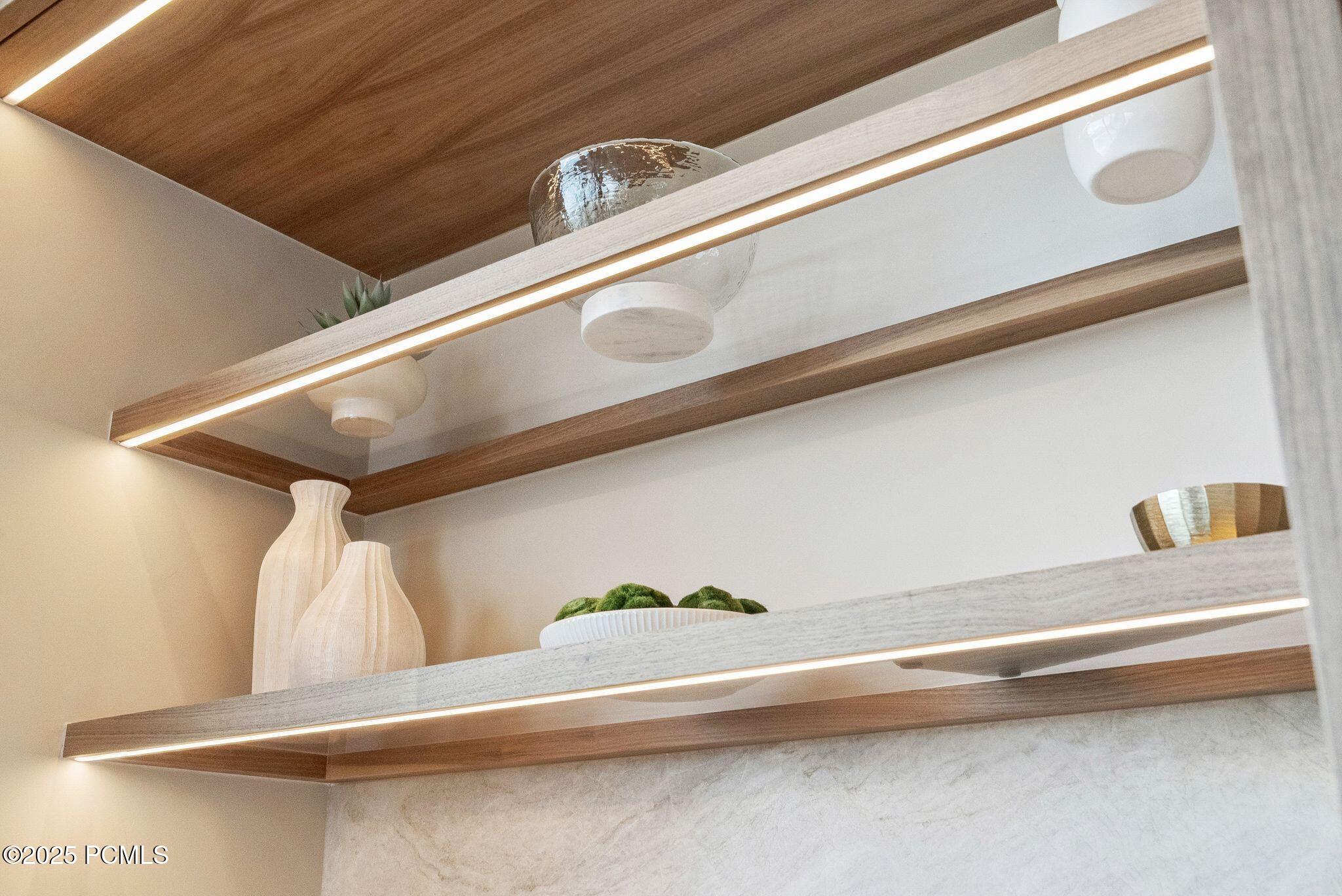 Heber City, Utah 84032, United States, 7 Bedrooms Bedrooms, ,9 BathroomsBathrooms,Residential,Active,4829