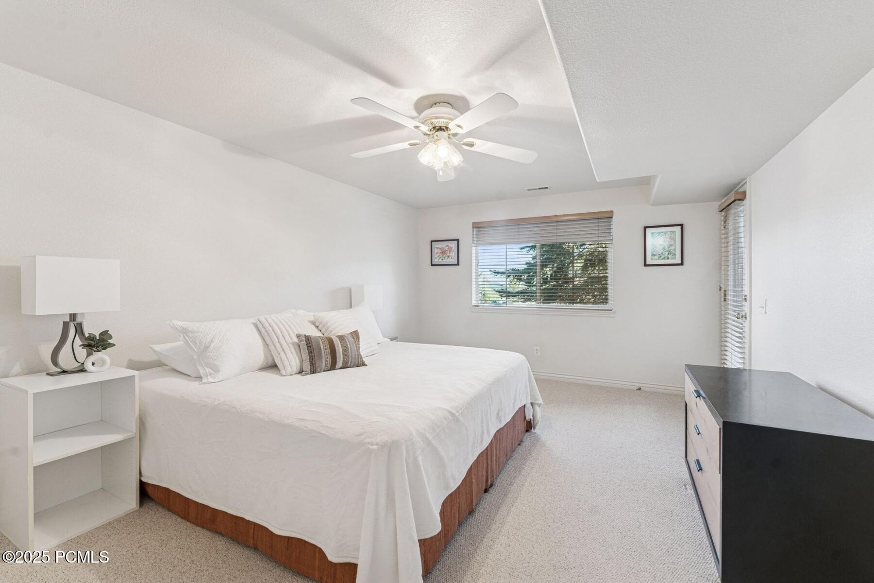 Park City, Utah 84098, United States, 4 Bedrooms Bedrooms, ,3 BathroomsBathrooms,Residential,Active,239757