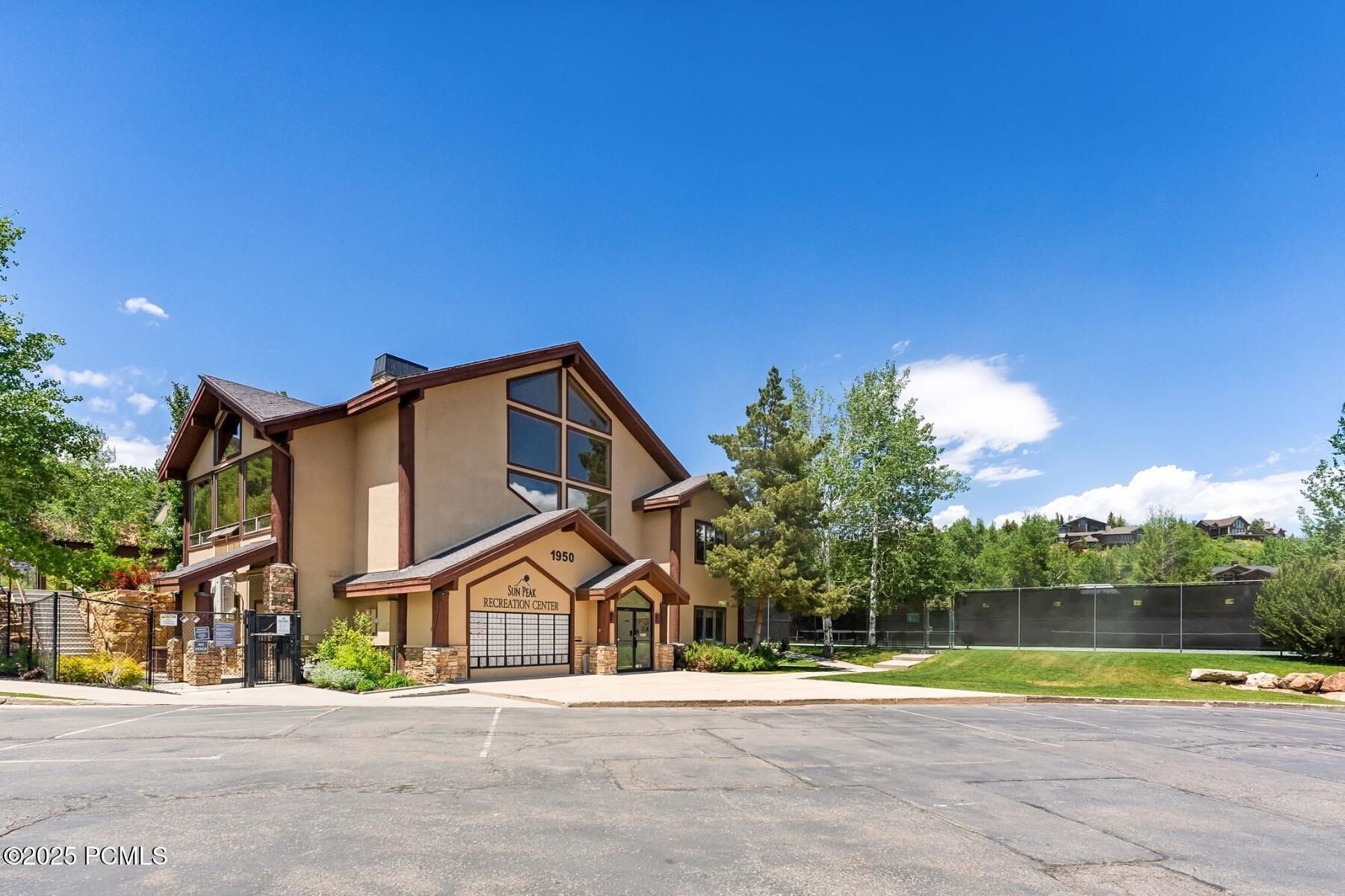 Park City, Utah 84098, United States, 4 Bedrooms Bedrooms, ,3 BathroomsBathrooms,Residential,Active,239757