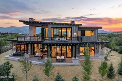 Homes For Sale - 2022 E Painted Bluff Circle<br/> Kamas, UT 84036