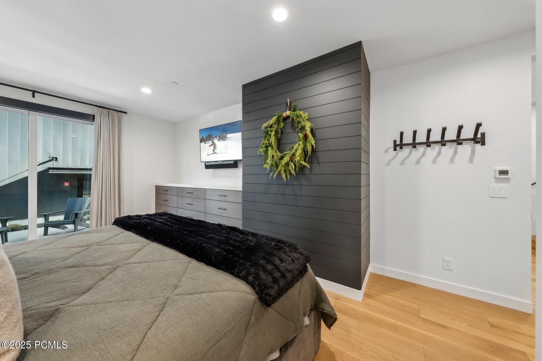 Park City, Utah 84060, United States, 4 Bedrooms Bedrooms, ,5 BathroomsBathrooms,Residential,Active,25089