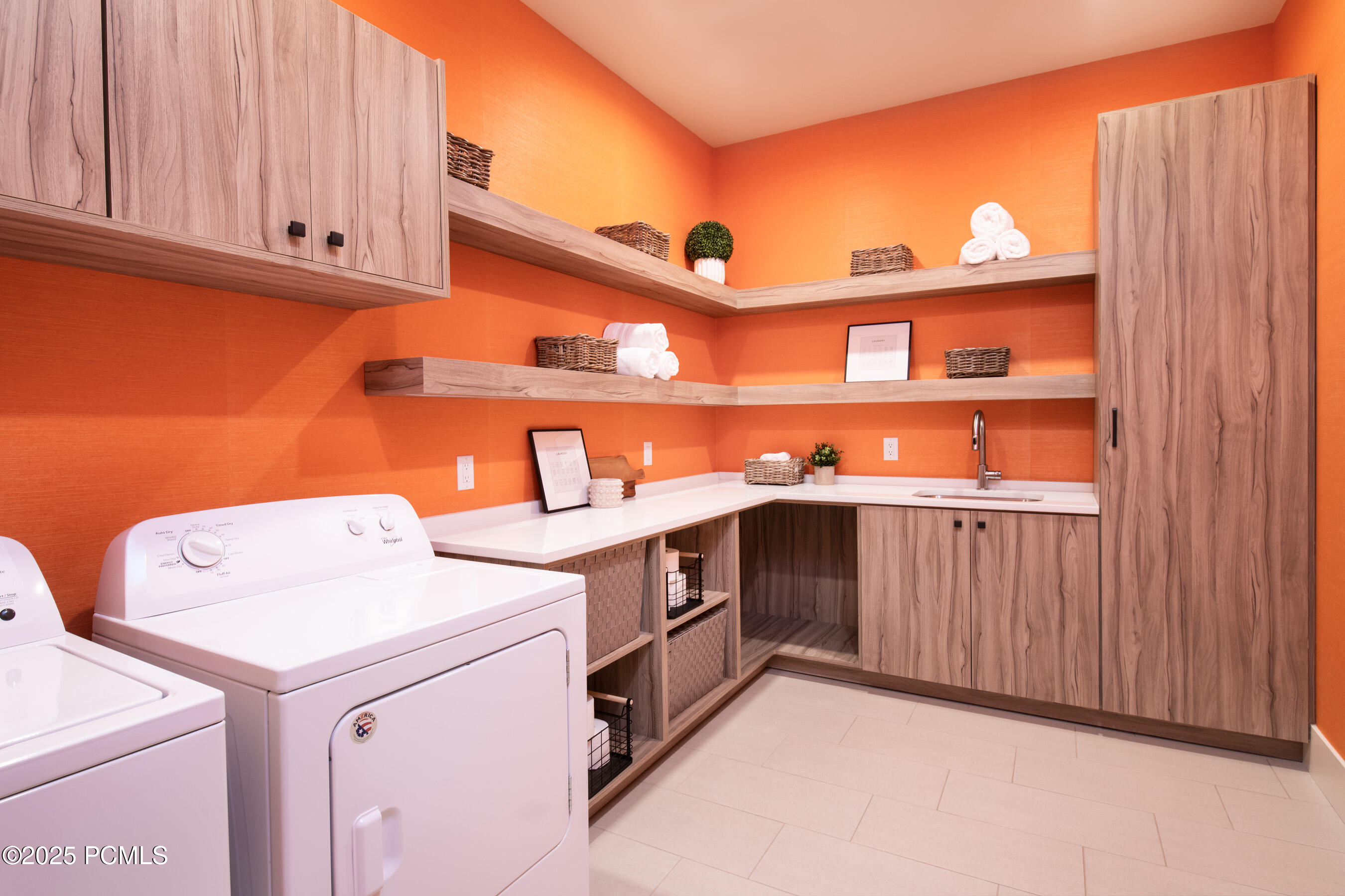 Park City, Utah 84098, United States, 7 Bedrooms Bedrooms, ,8 BathroomsBathrooms,Residential,Active,225631