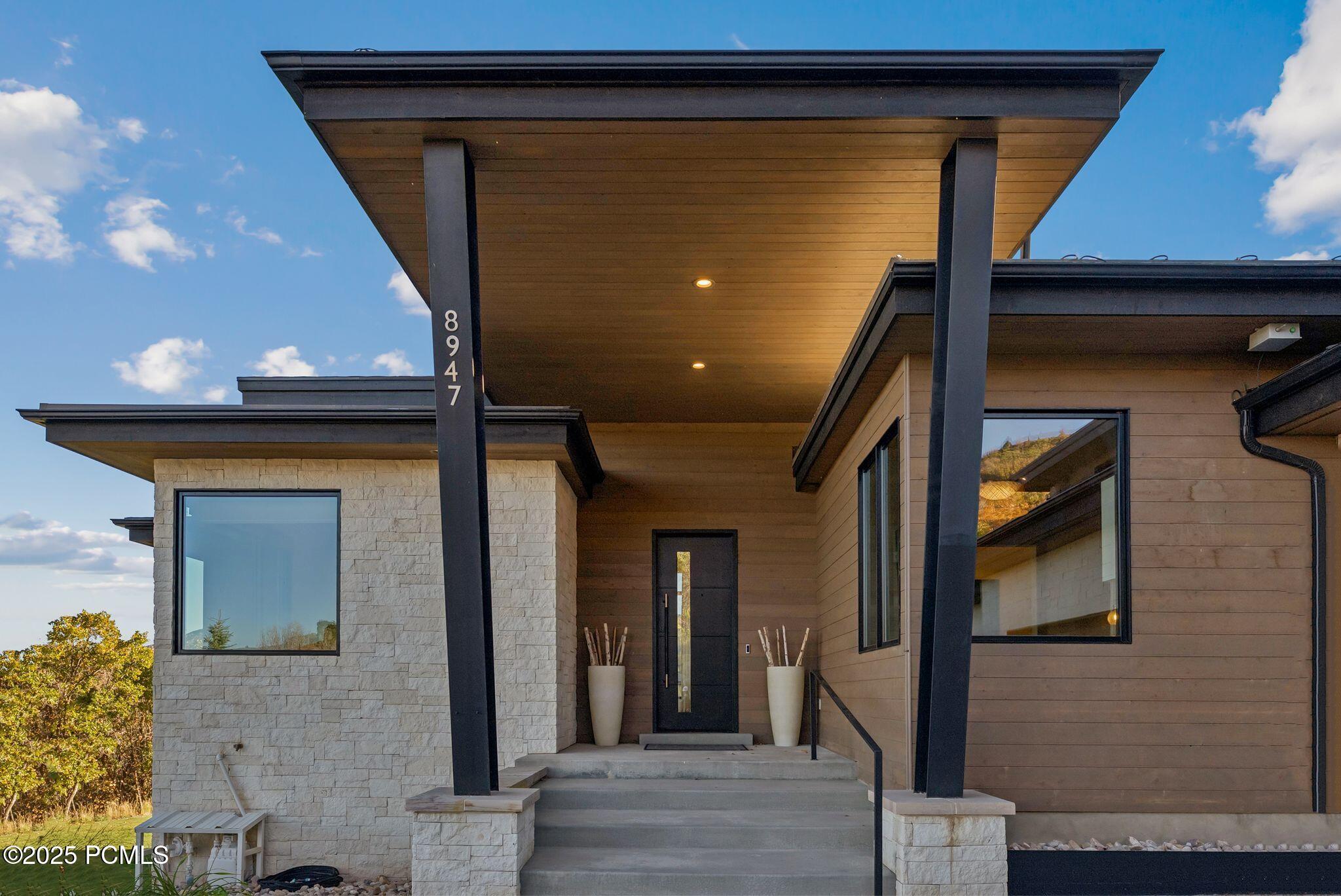 Park City, Utah 84098, United States, 7 Bedrooms Bedrooms, ,8 BathroomsBathrooms,Residential,Active,225631