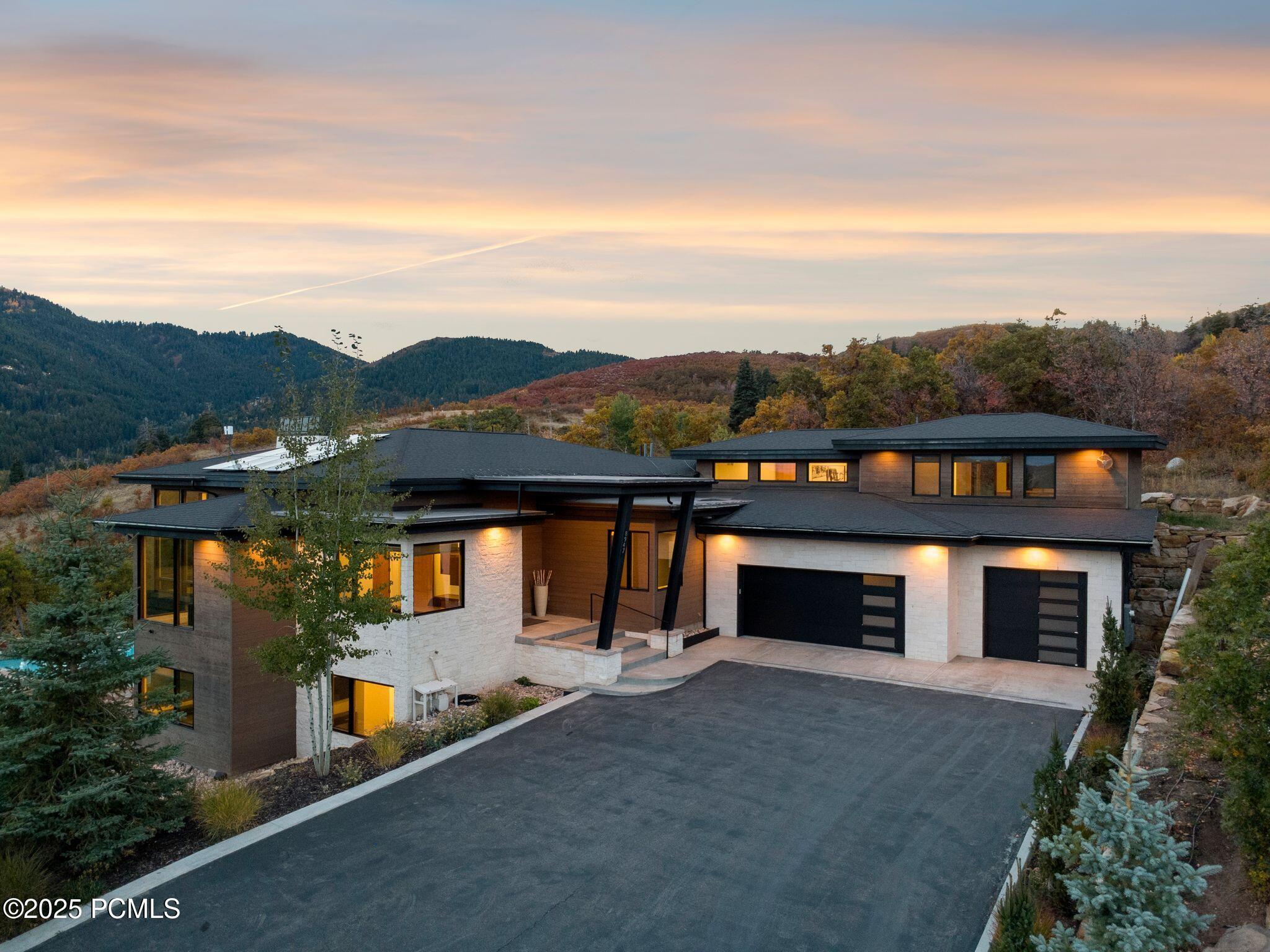 Park City, Utah 84098, United States, 7 Bedrooms Bedrooms, ,8 BathroomsBathrooms,Residential,Active,225631