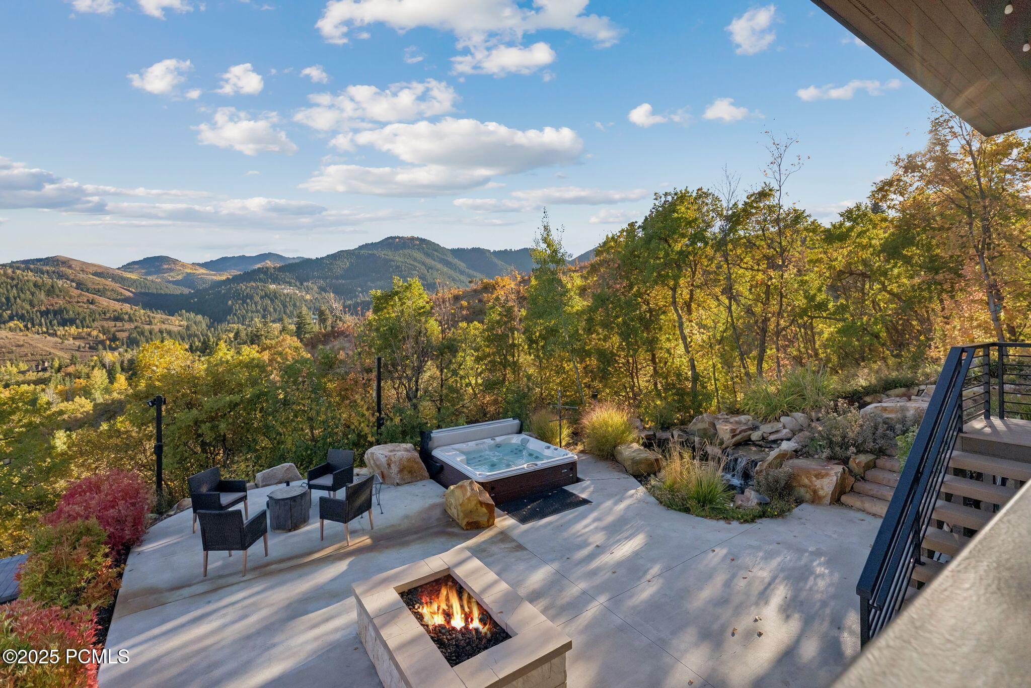 Park City, Utah 84098, United States, 7 Bedrooms Bedrooms, ,8 BathroomsBathrooms,Residential,Active,225631