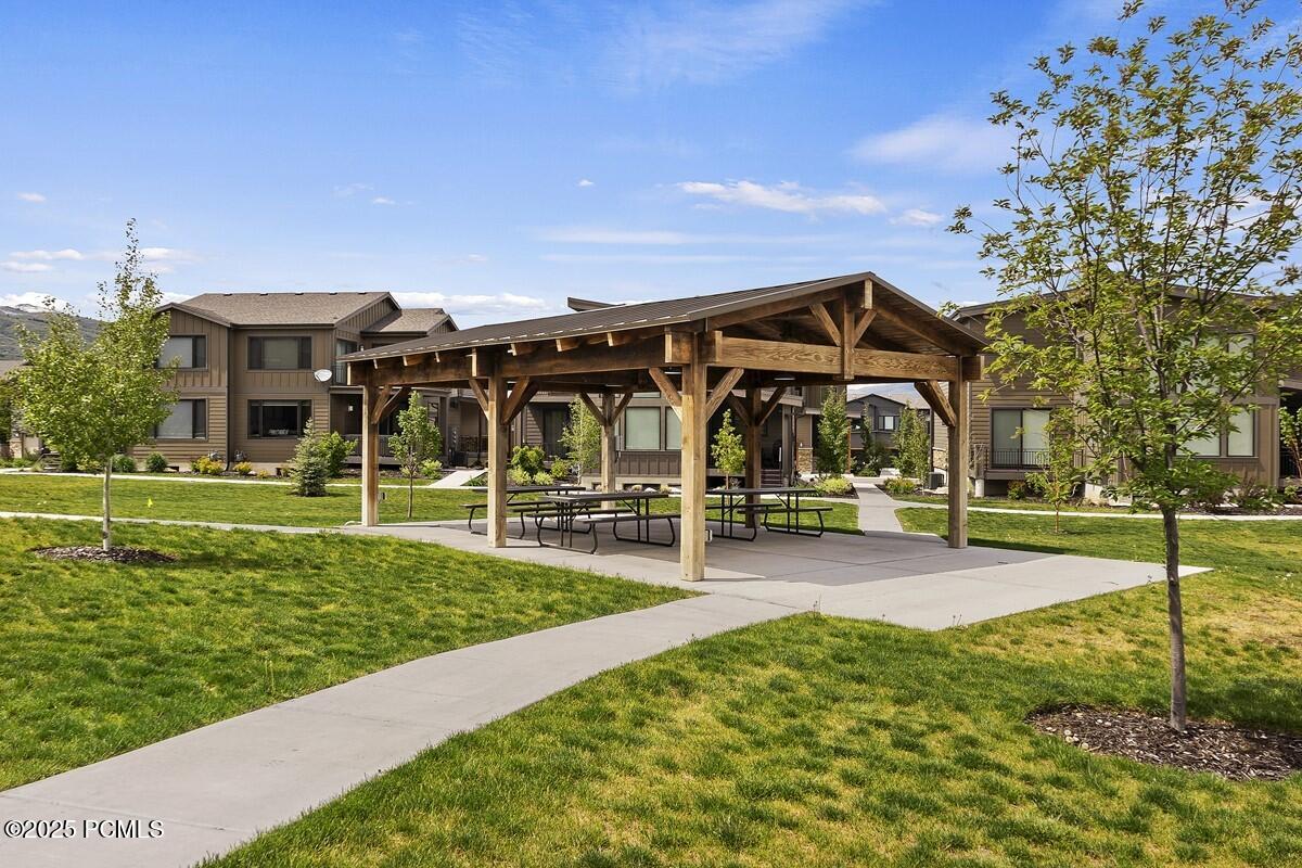 819 S Edgewater Court, Huntsville, Utah image 34