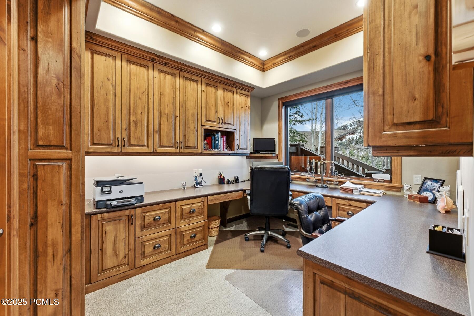 Park City, Utah 84098, United States, 4 Bedrooms Bedrooms, ,4 BathroomsBathrooms,Residential,Active,256220