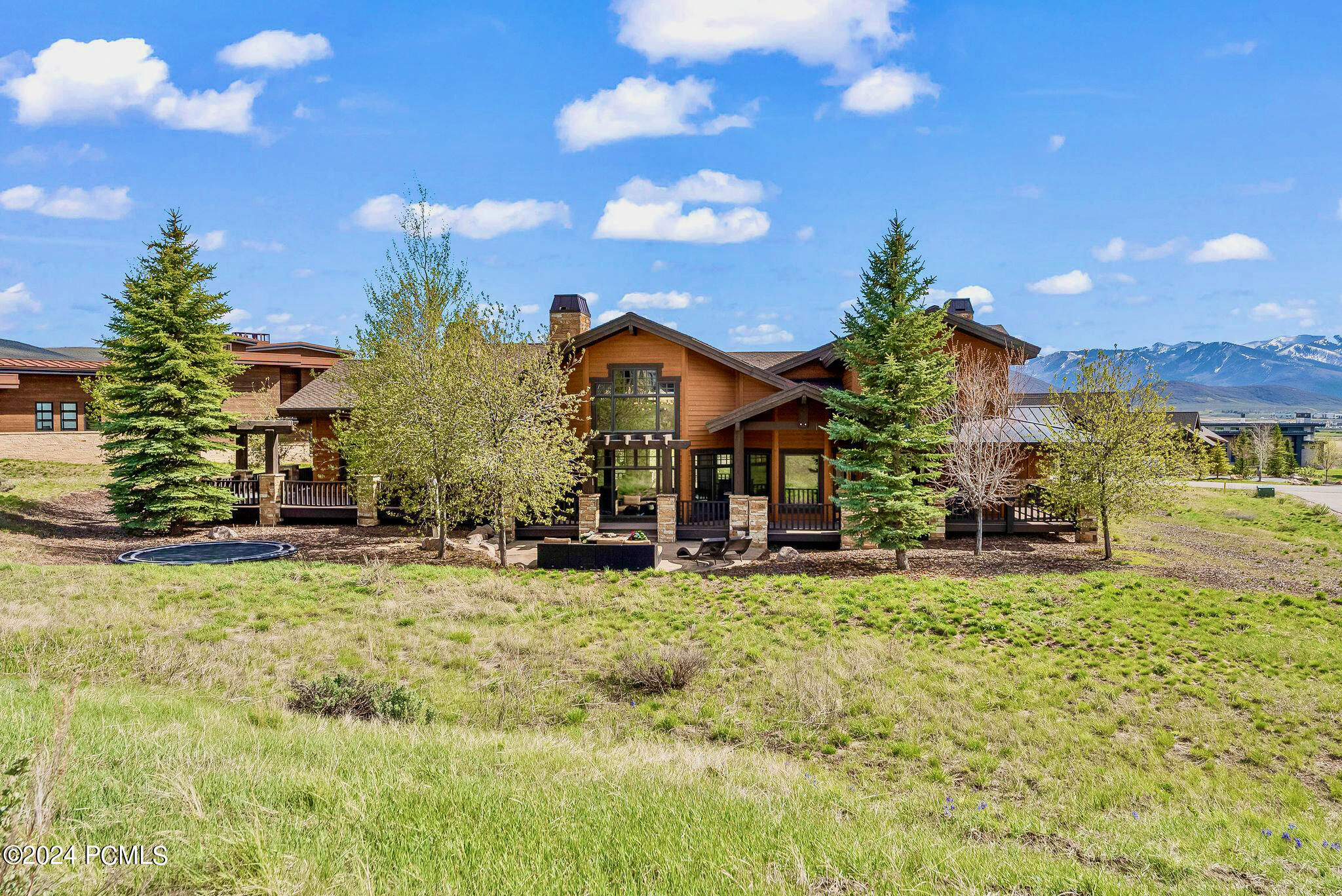 2052 Saddlehorn Drive, Park City, Utah image 3