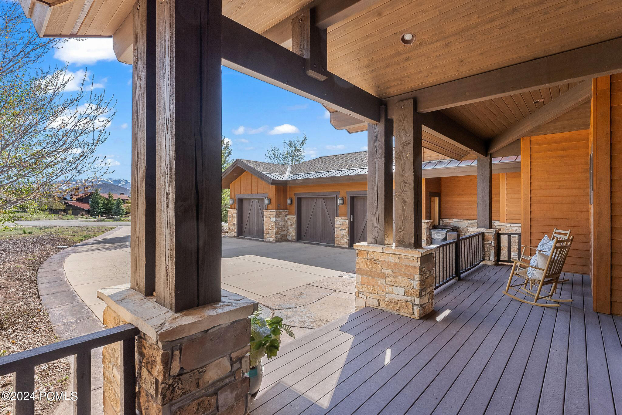 2052 Saddlehorn Drive, Park City, Utah image 4