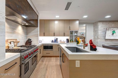 Condo For Sale - 7697 Village Way #103<br/> Summit County, Park City, UT 84060