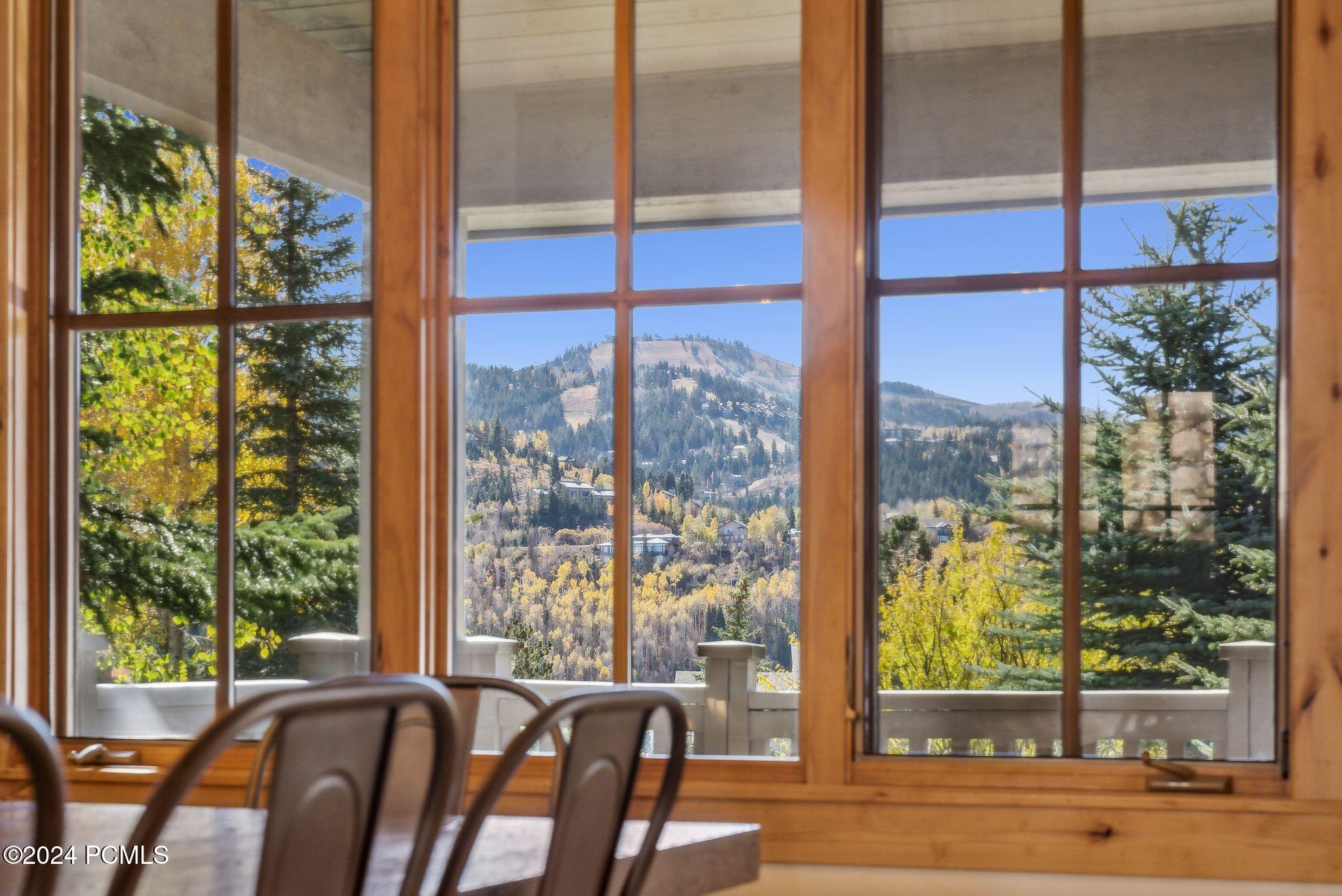 Park City, Utah 84060, United States, 6 Bedrooms Bedrooms, ,6 BathroomsBathrooms,Residential,Pending,36471