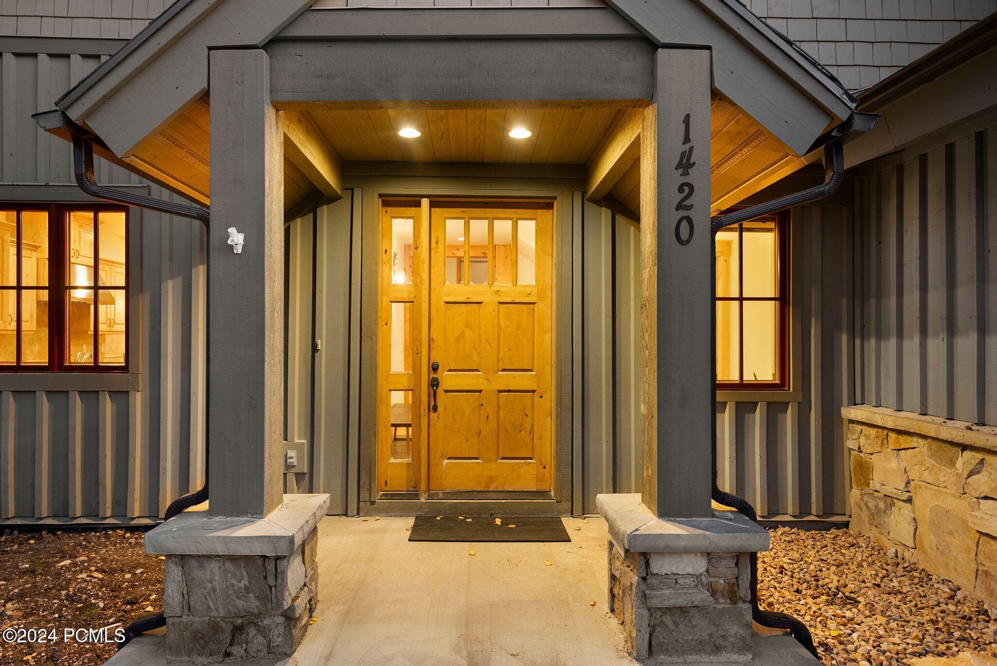 Park City, Utah 84060, United States, 6 Bedrooms Bedrooms, ,6 BathroomsBathrooms,Residential,Pending,36471