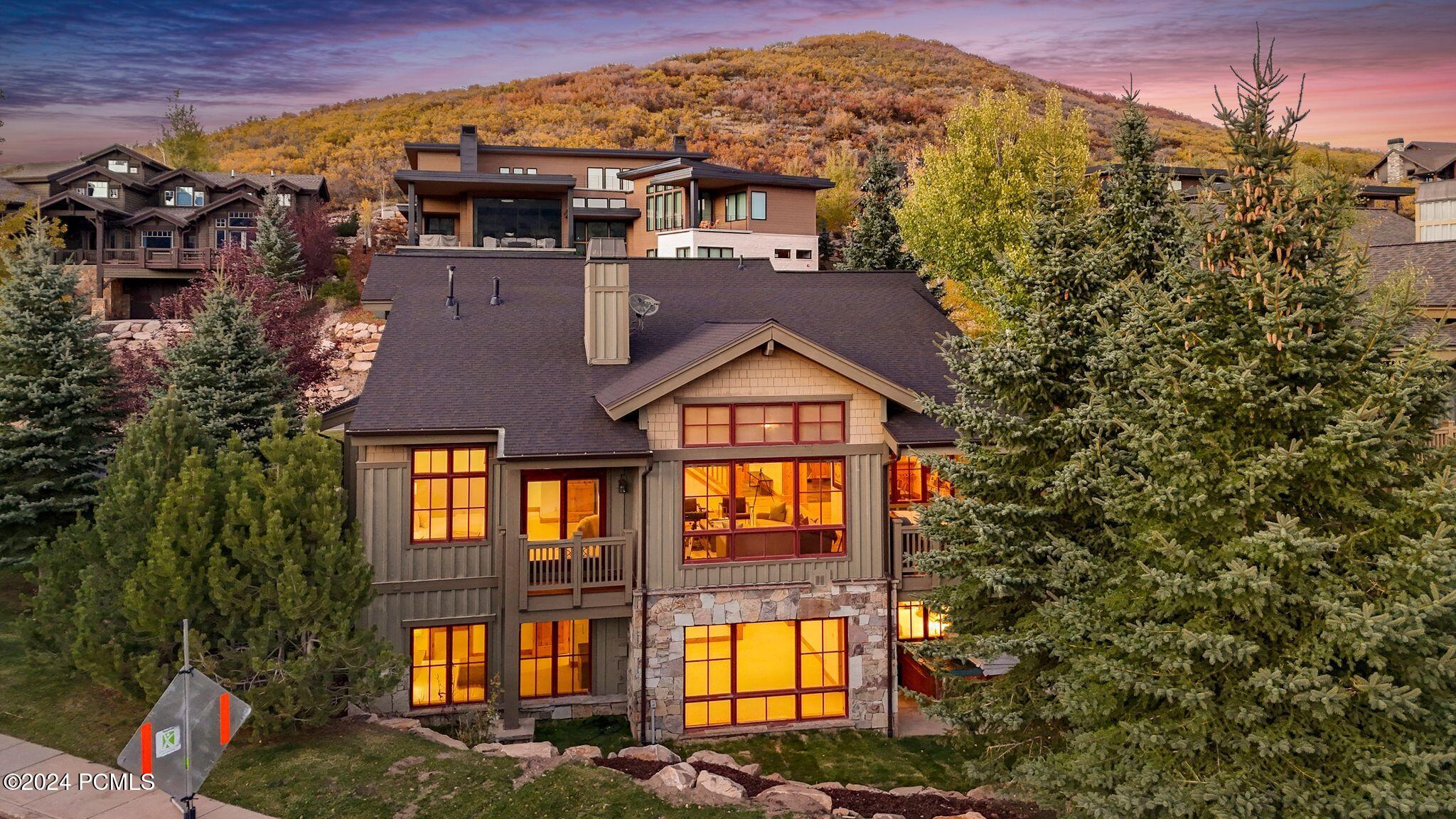 Park City, Utah 84060, United States, 6 Bedrooms Bedrooms, ,6 BathroomsBathrooms,Residential,Pending,36471