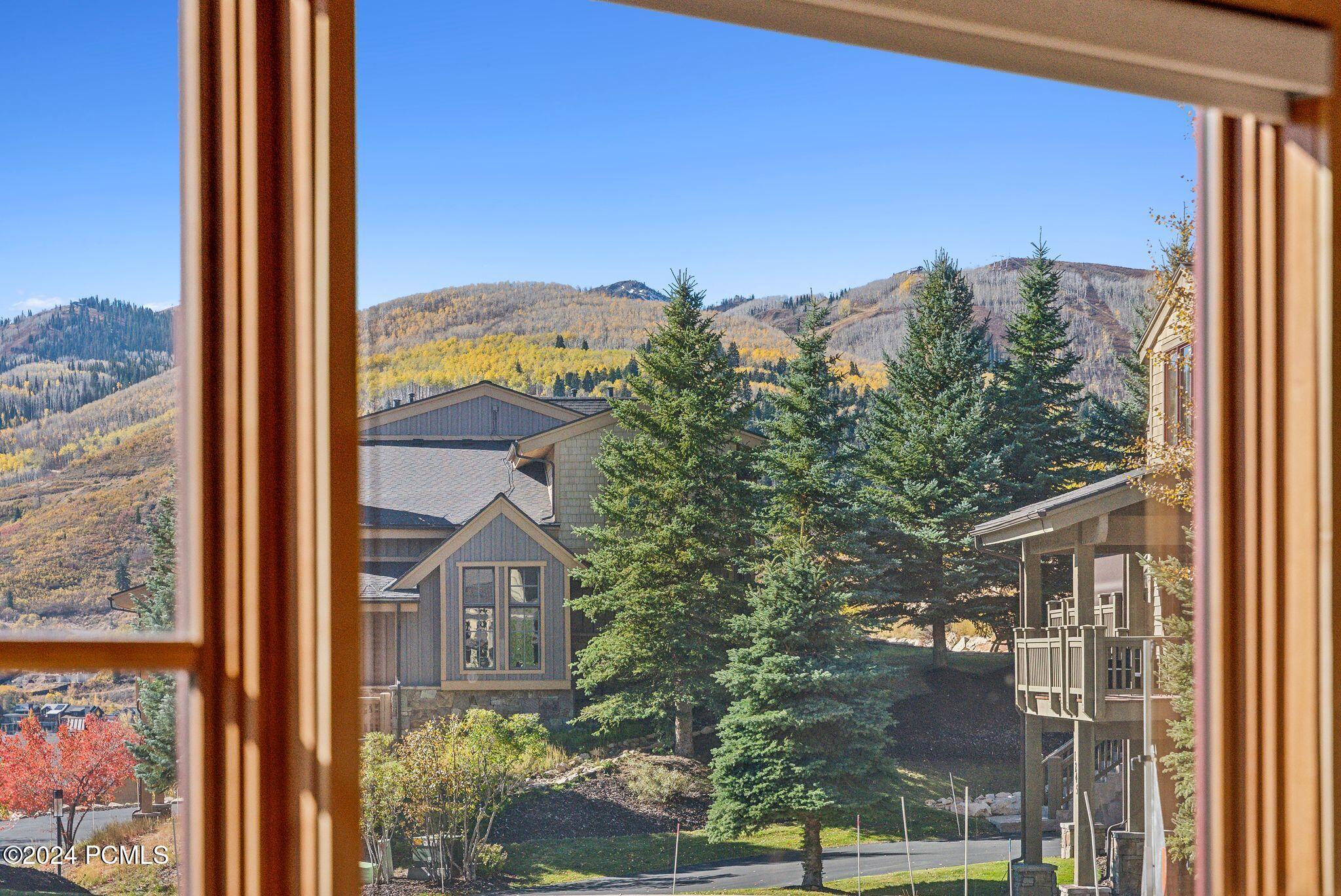 Park City, Utah 84060, United States, 6 Bedrooms Bedrooms, ,6 BathroomsBathrooms,Residential,Pending,36471