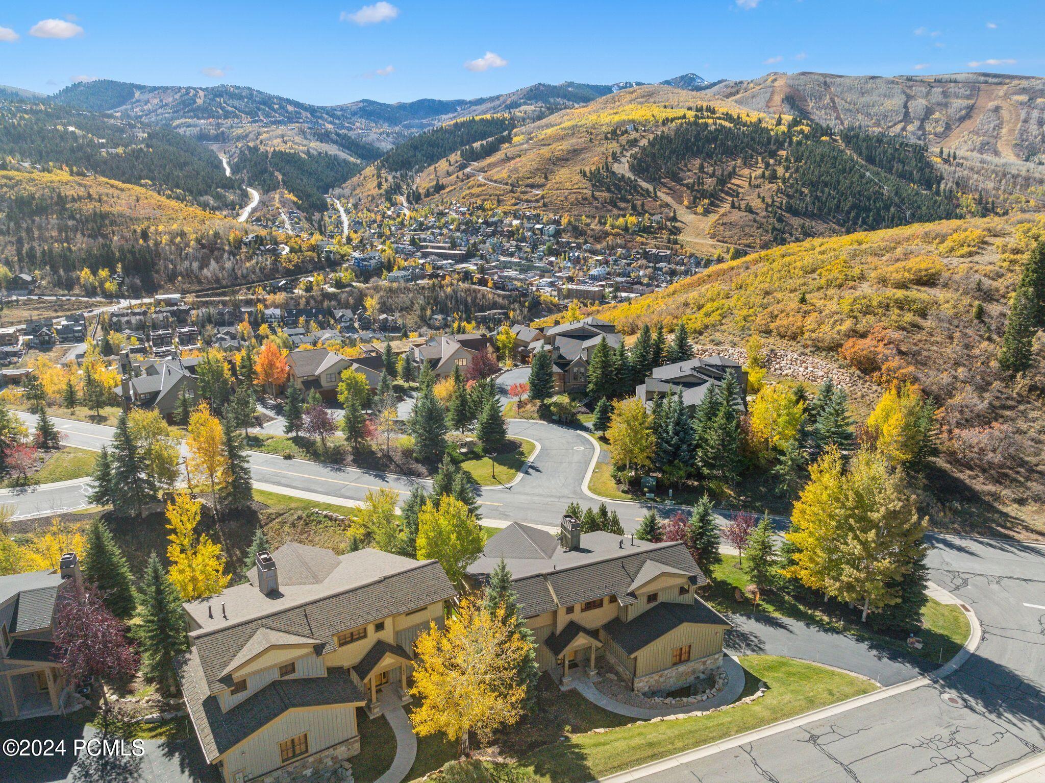 Park City, Utah 84060, United States, 6 Bedrooms Bedrooms, ,6 BathroomsBathrooms,Residential,Pending,36471