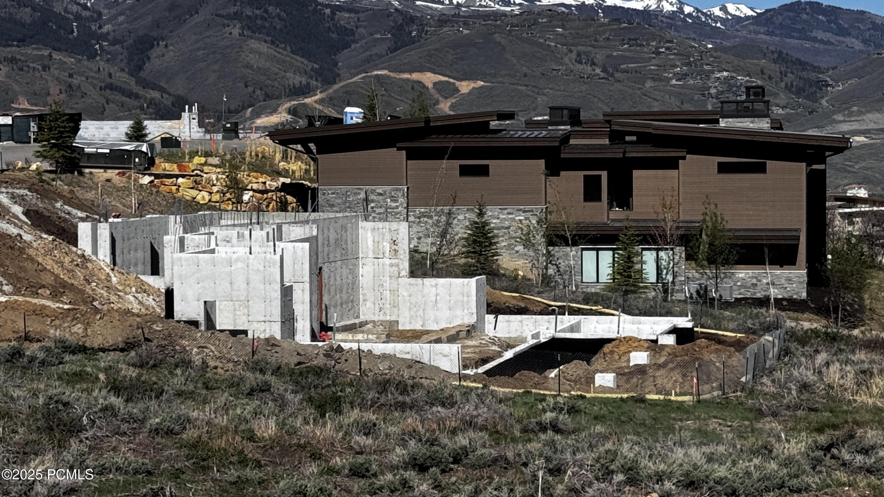 9452 N Vale View Circle, Kamas, Utah image 2