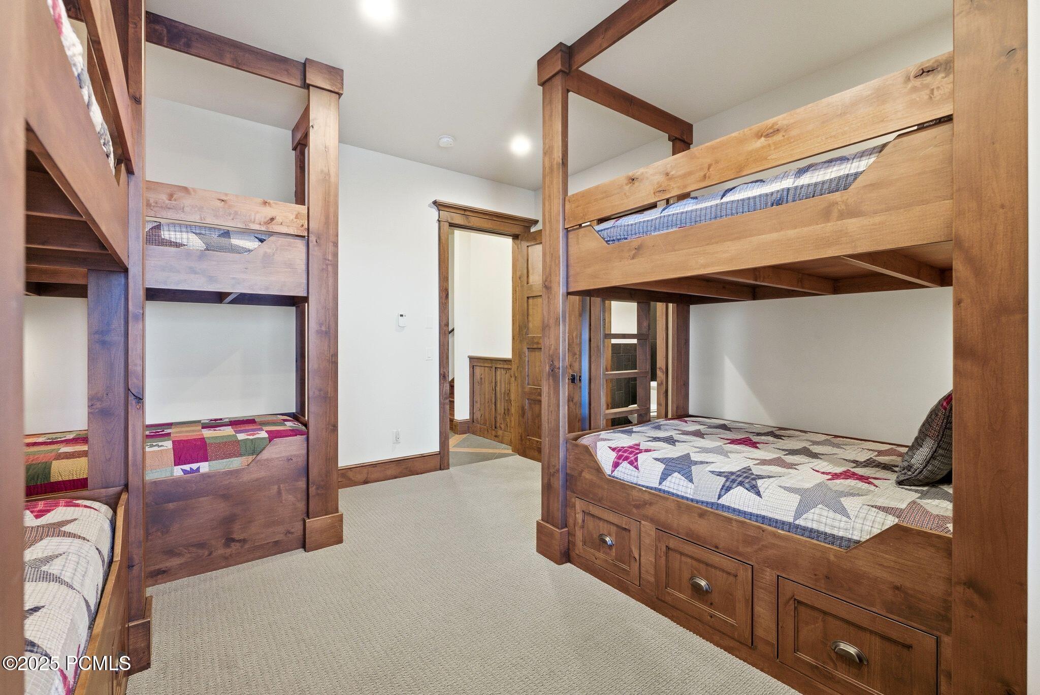 Park City, Utah 84060, United States, 6 Bedrooms Bedrooms, ,8 BathroomsBathrooms,Residential,Active,256867