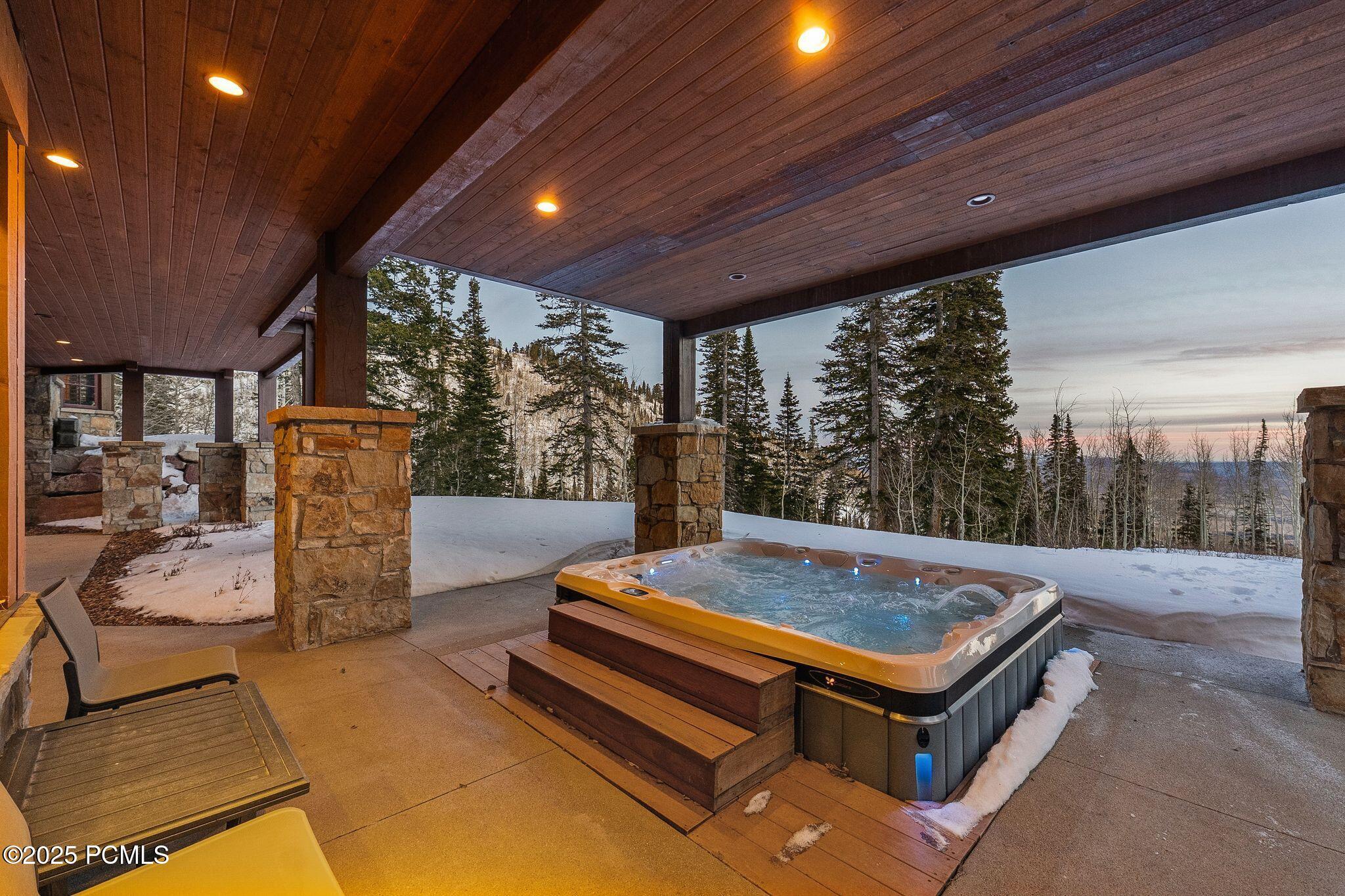 Park City, Utah 84060, United States, 6 Bedrooms Bedrooms, ,8 BathroomsBathrooms,Residential,Active,256867