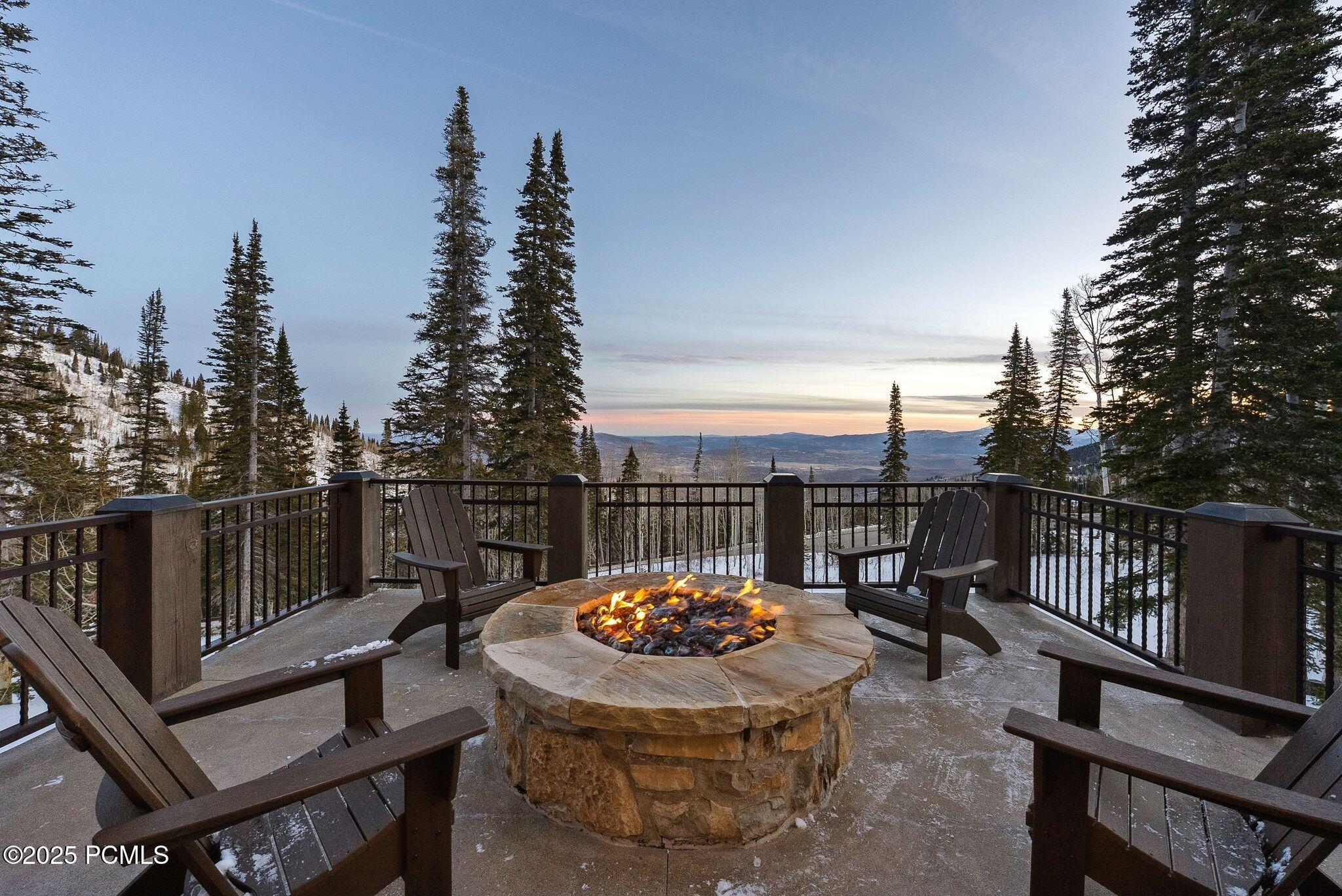 Park City, Utah 84060, United States, 6 Bedrooms Bedrooms, ,8 BathroomsBathrooms,Residential,Active,256867