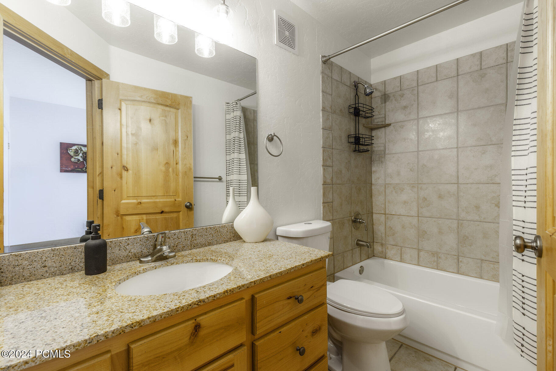 1746 W Redstone Avenue #APT G, Park City, Utah image 21